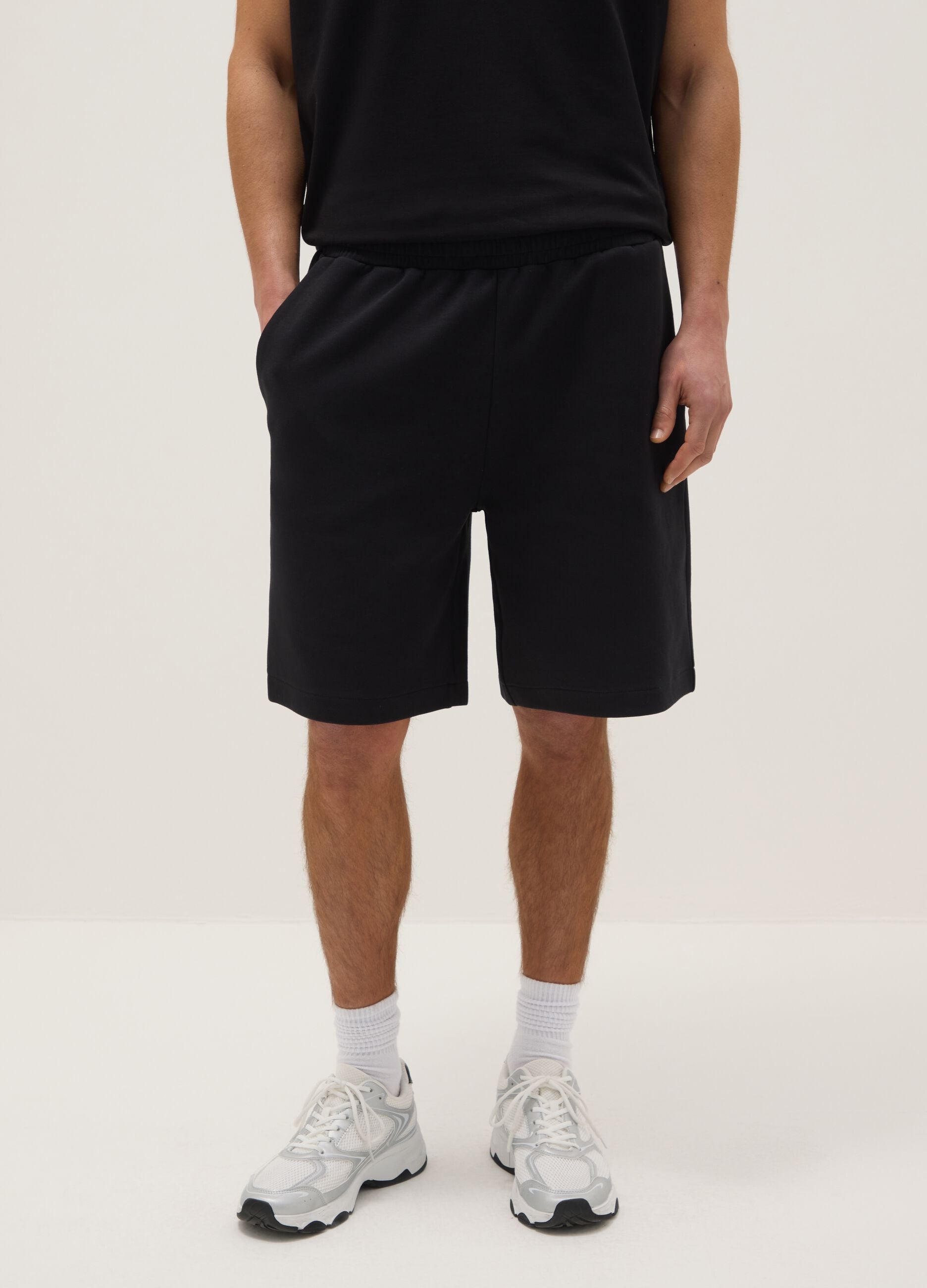 Black Stretch Cotton Bermuda Shorts Regular Fit