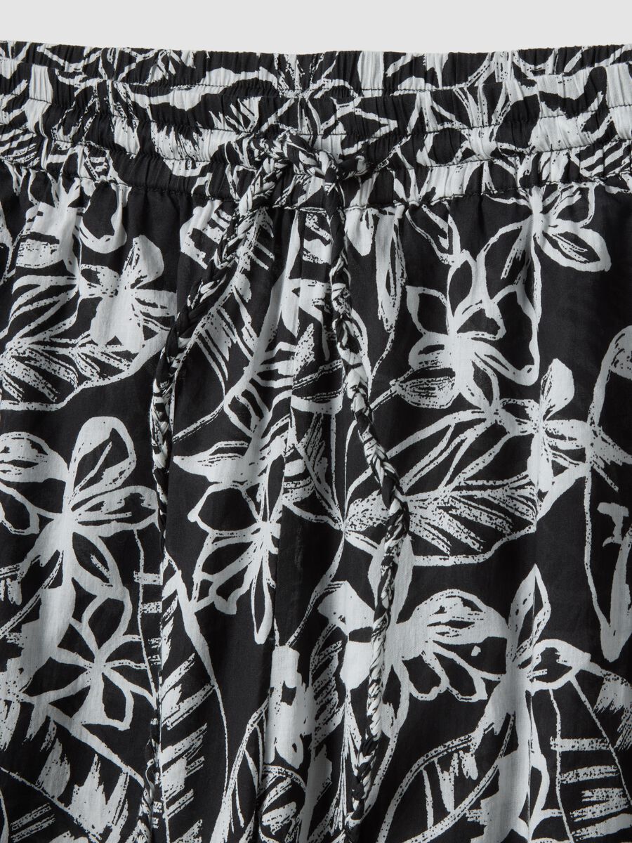 Multicoloured pure cotton long trousers with floral print_1