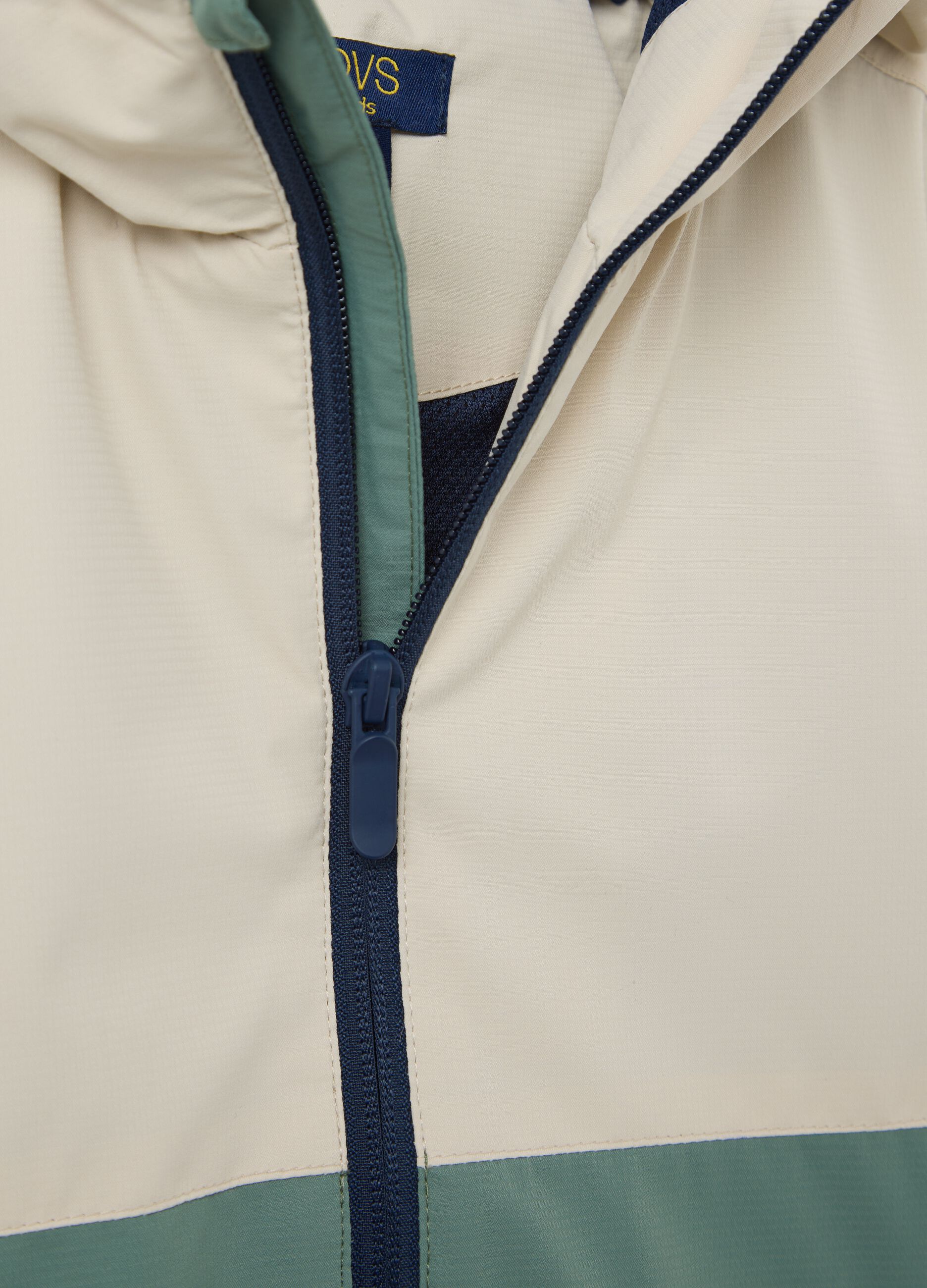 Two-tone rain jacket with hood