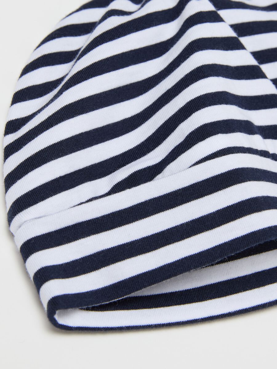 Hat in striped organic cotton_2