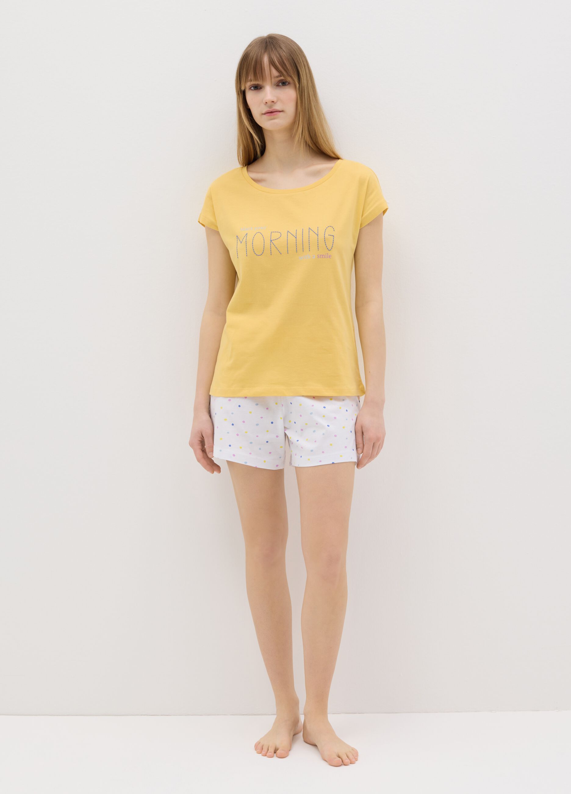 White and yellow cotton pyjamas with print