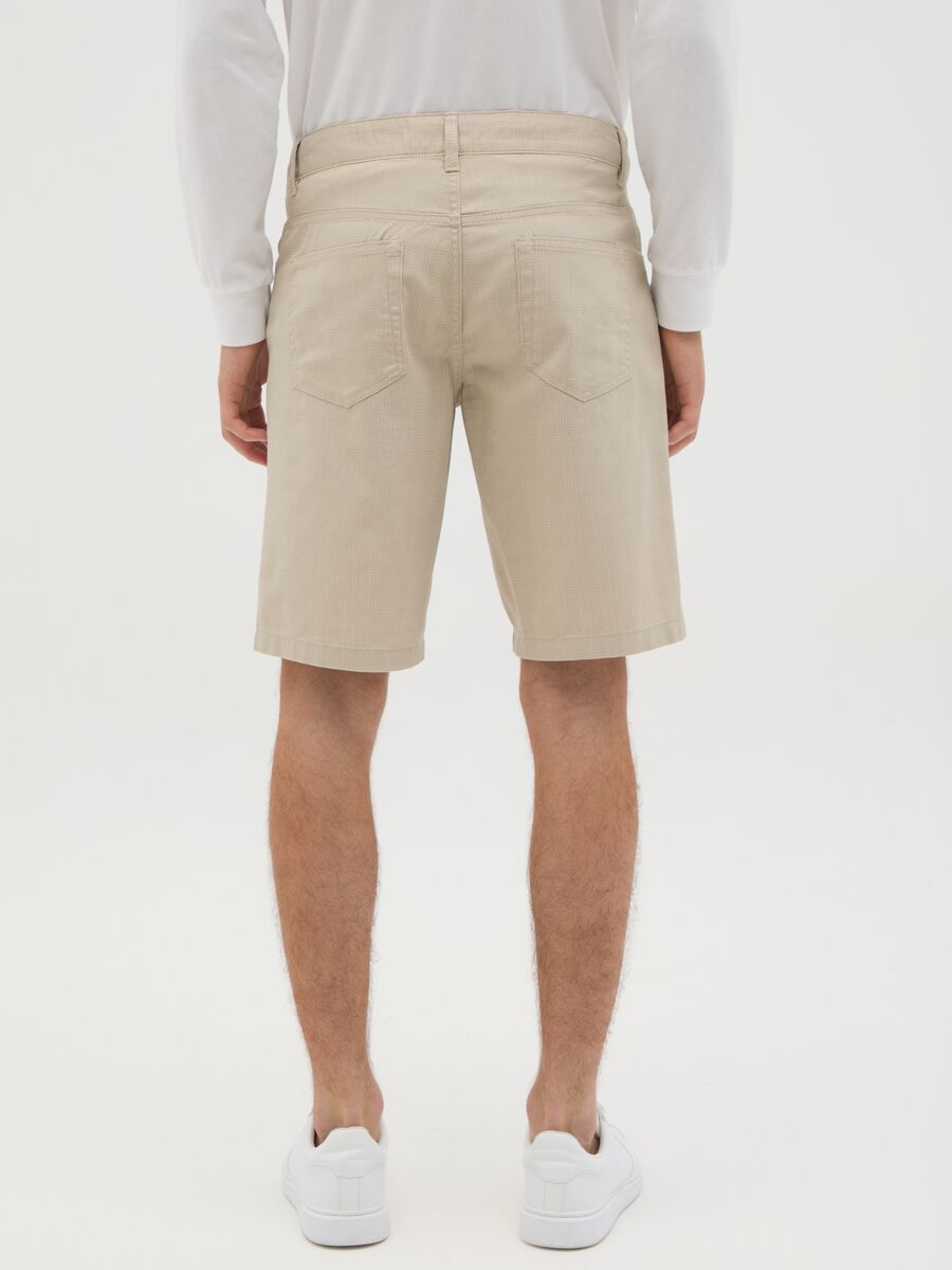 Men's beige pure cotton shorts regular fit_3
