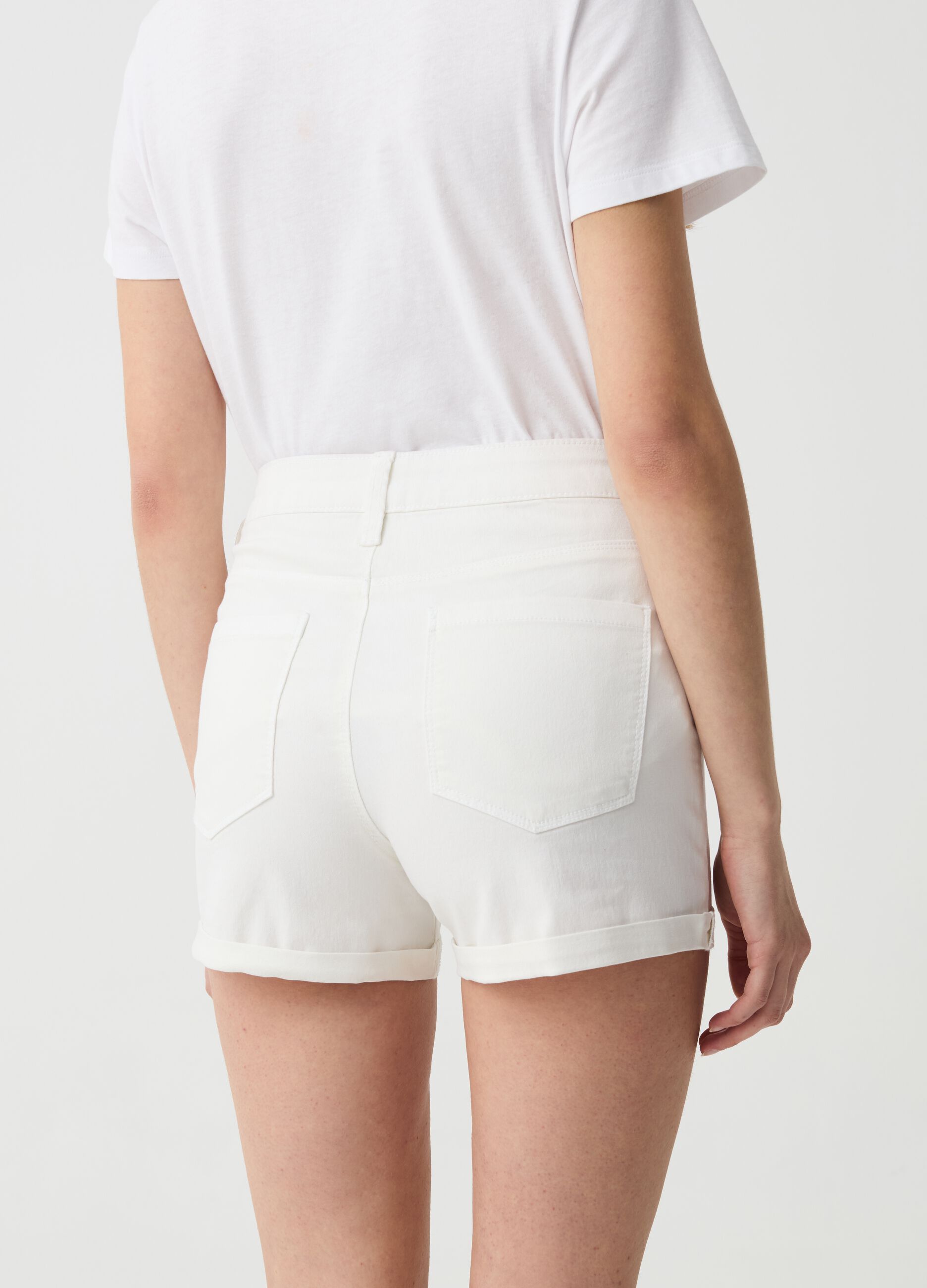 Denim shorts with turn-ups