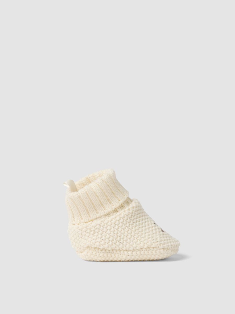 Scarpine bianche in puro cotone lavorato a maglia_0