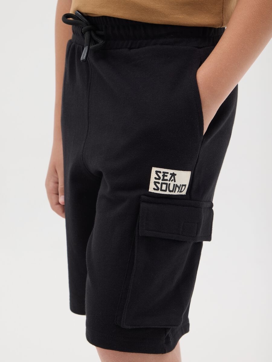 Black Cargo Shorts in Pure Cotton OVS Kids_2