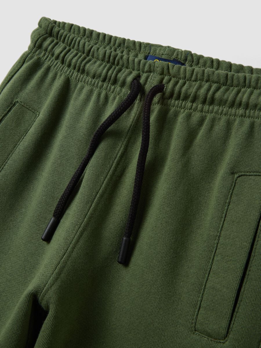 Pantaloni jogger verdi in misto cotone con coulisse_2