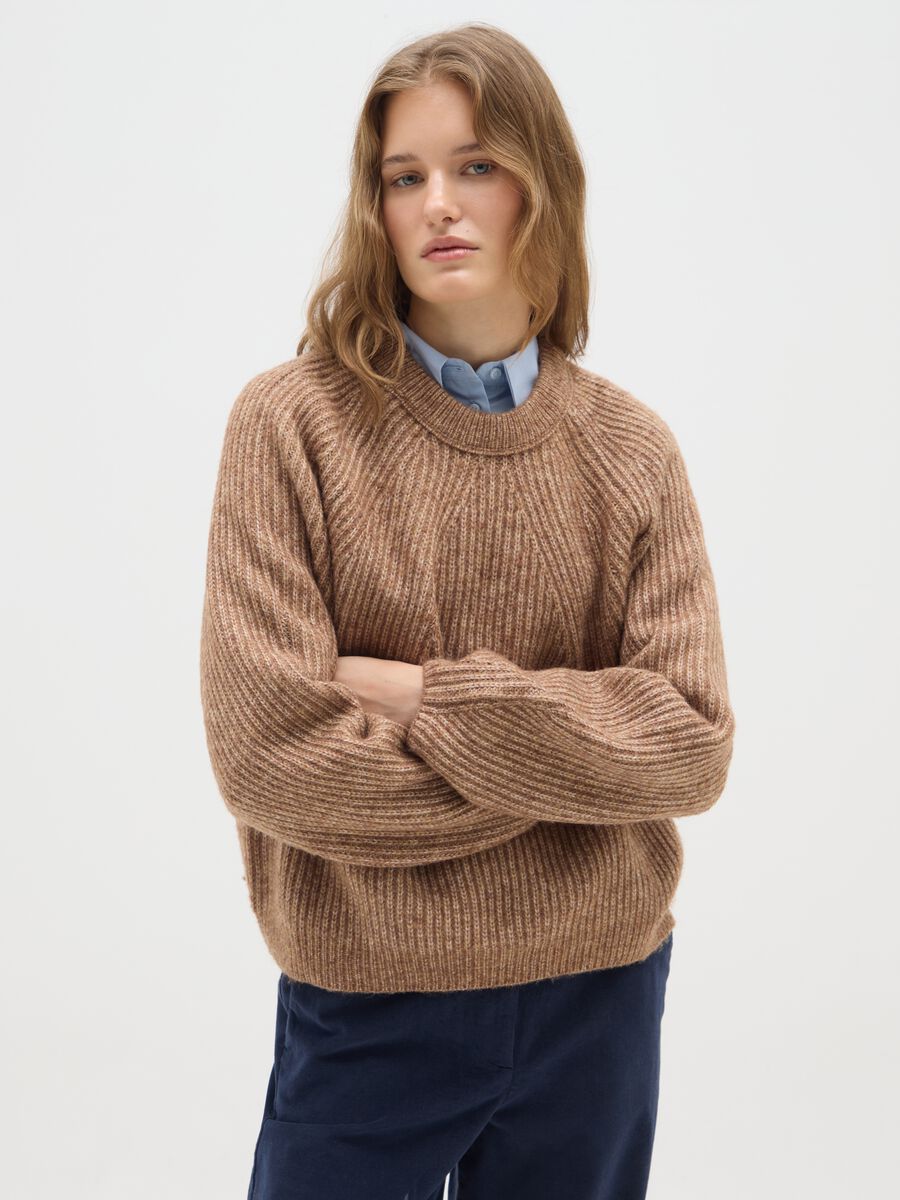 Brown regular fit sweater_0