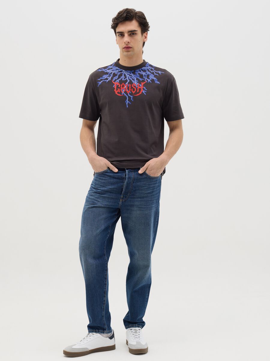 Black short-sleeved T-shirt with lightning print_1