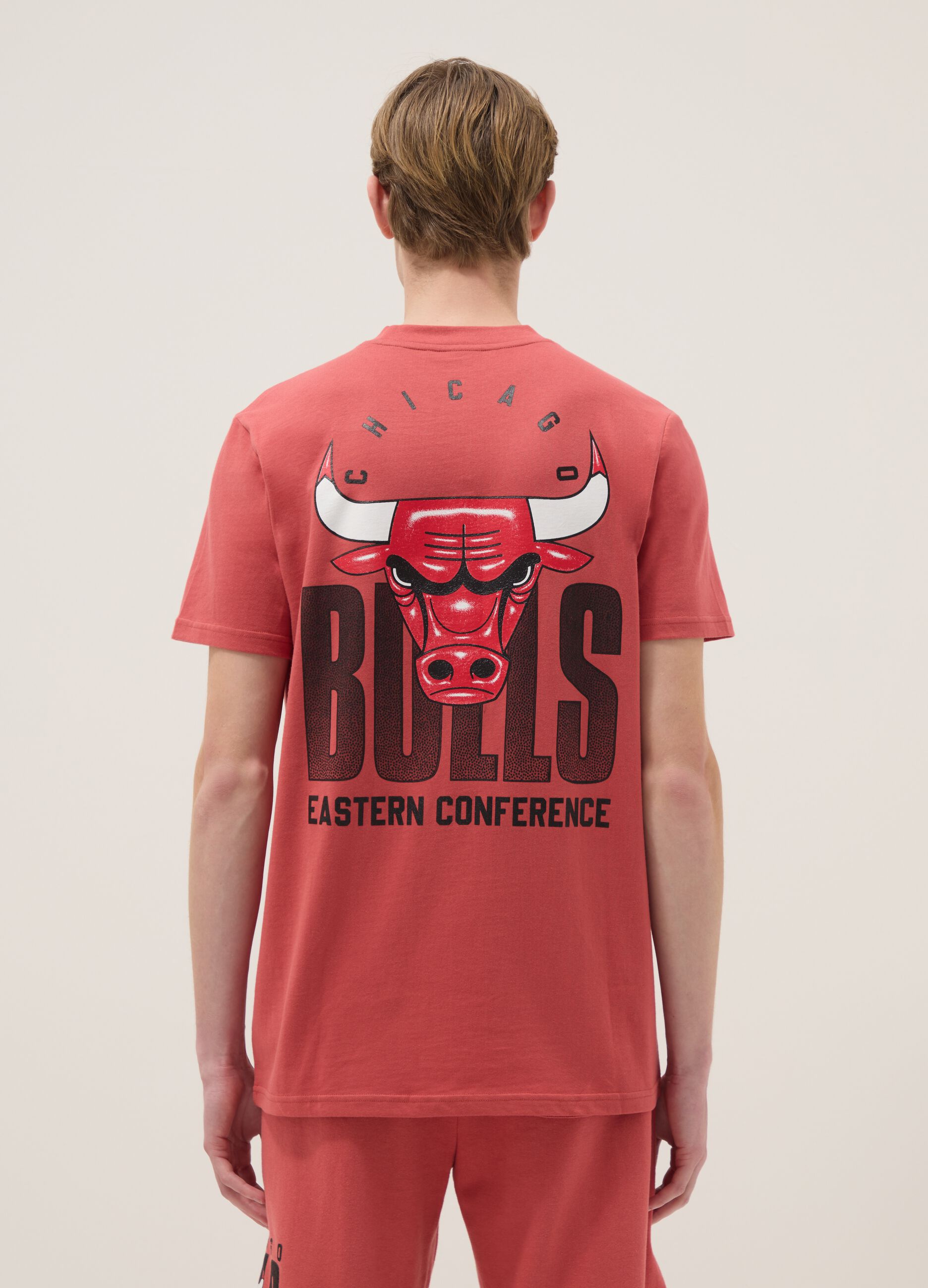 Red pure cotton regular fit T-shirt with Chicago Bulls print