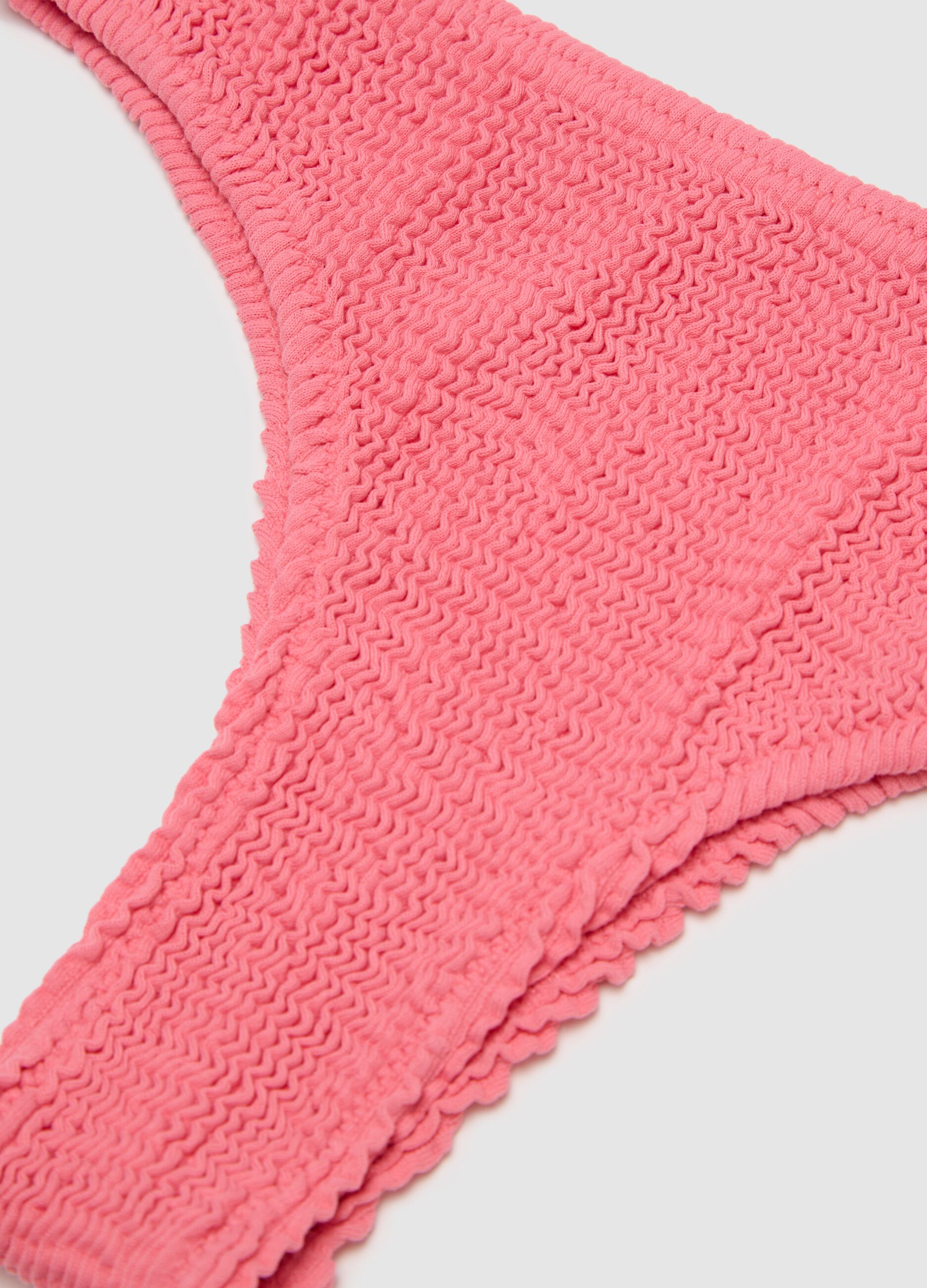 Women's bikini brief in stretchy pink fabric