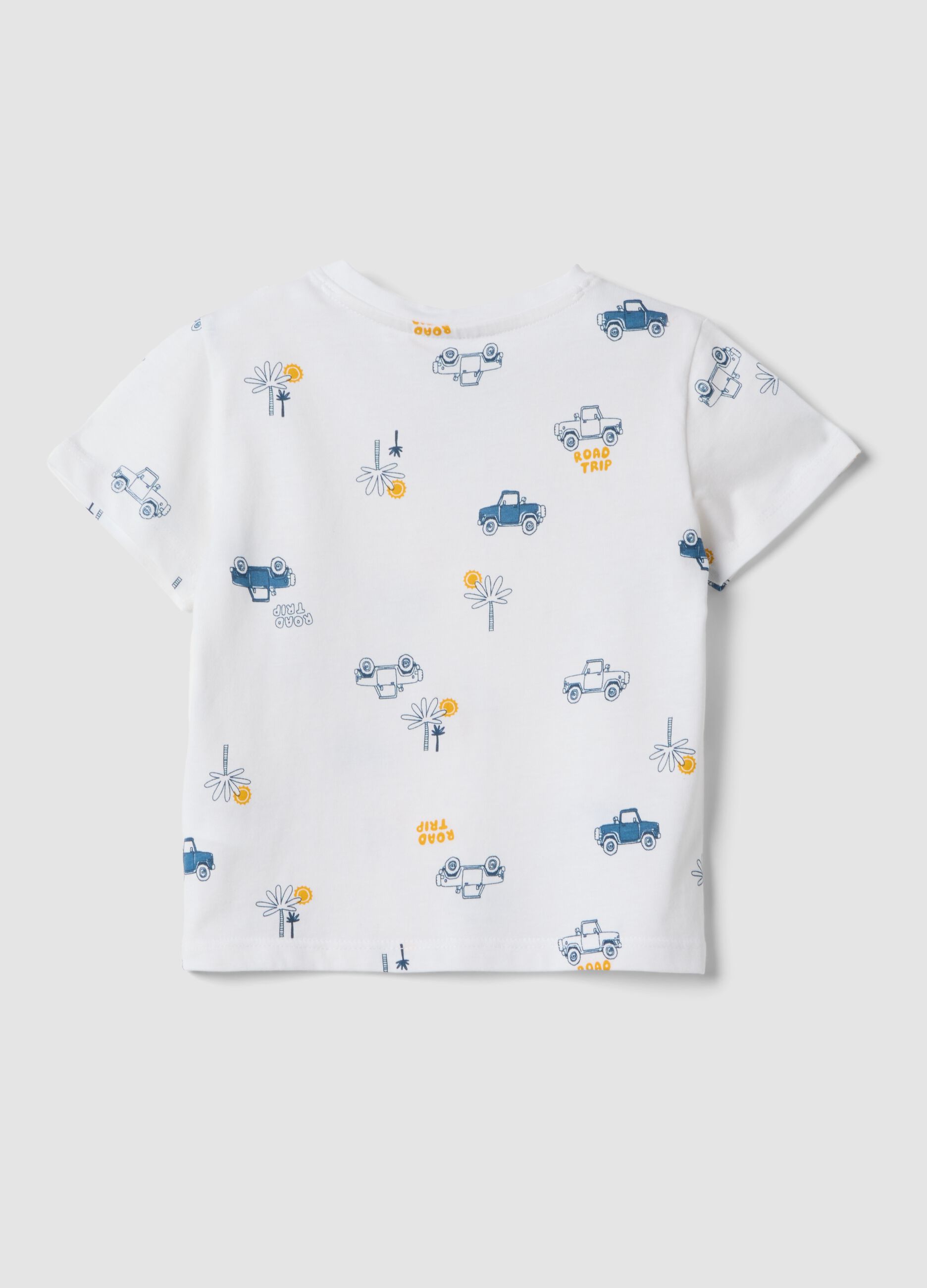 White organic cotton boys&rsquo; T-shirt with car print