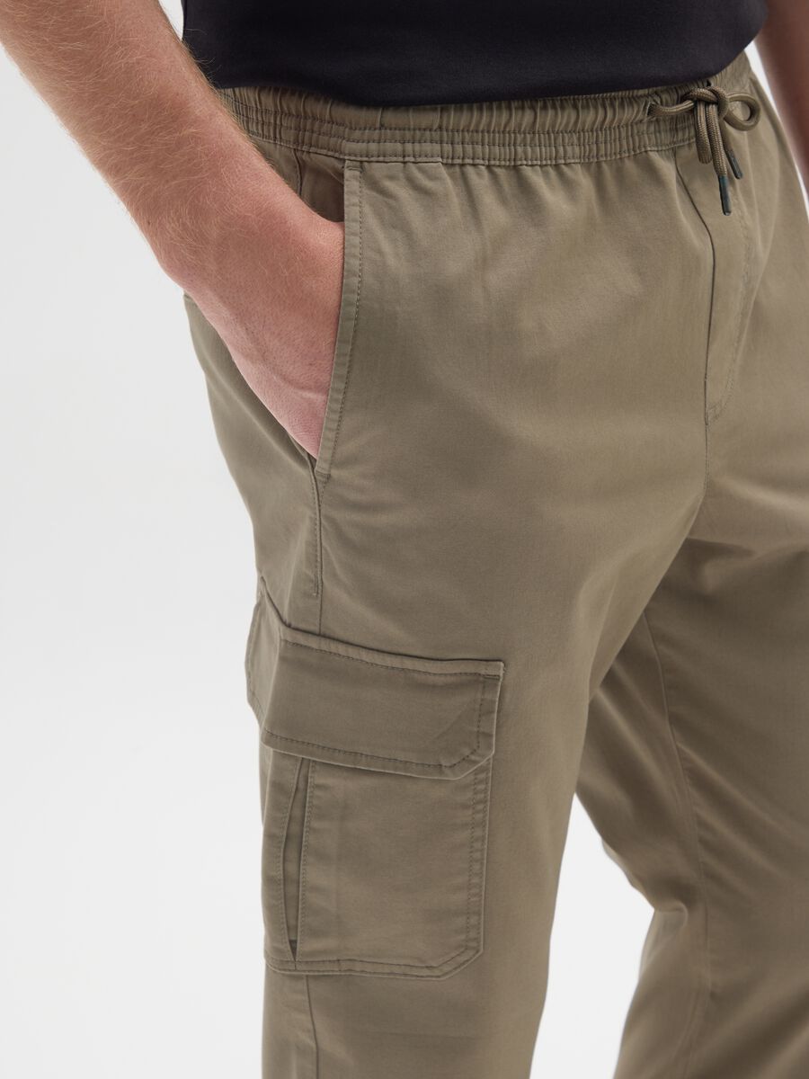 Pantaloni cargo in cotone verdi relaxed fit_3