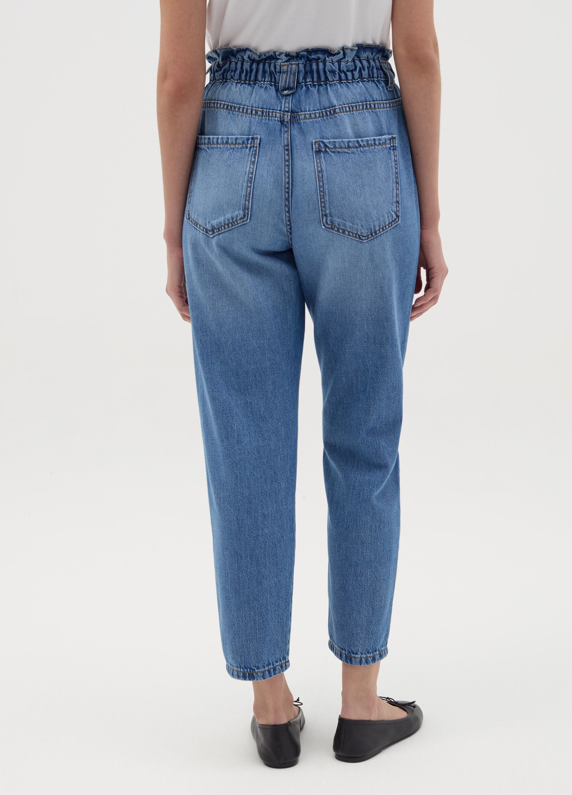 Cropped slouchy-fit jeans
