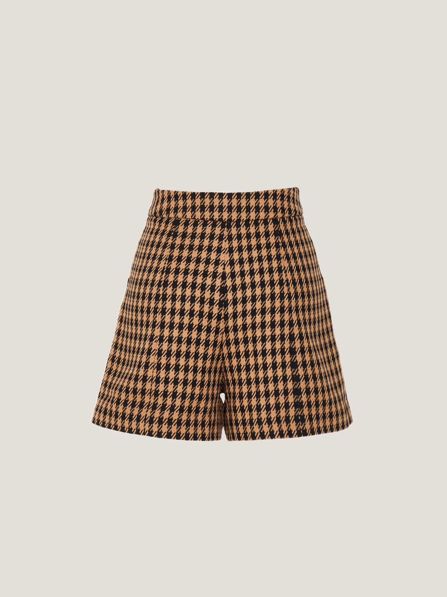 Shorts pied de poule con bottoni dorati_4