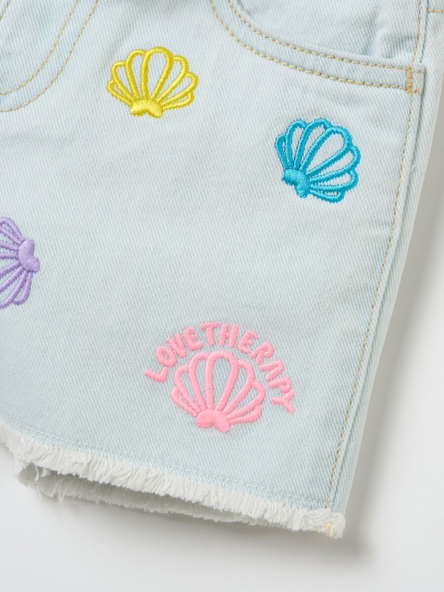 Girls' shorts in pure blue cotton regular fit with embroidery_3