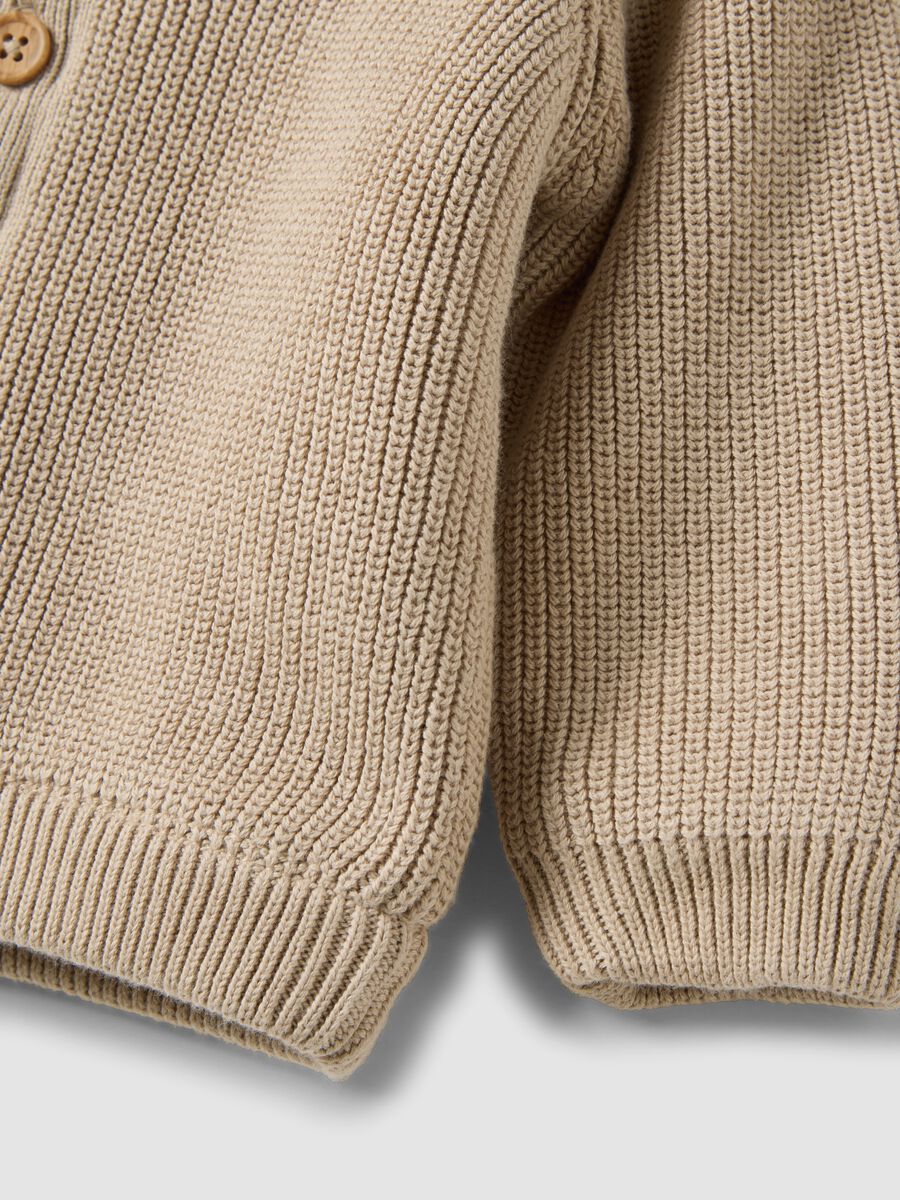 Giacca beige con cappuccio in cotone organico per neonati_3