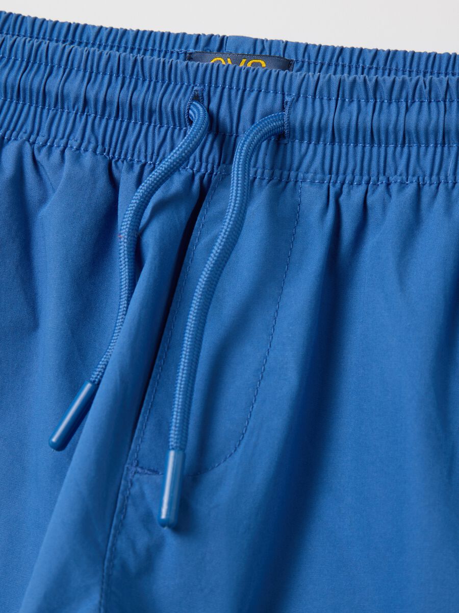 Light blue shorts in cotton with drawstring_2