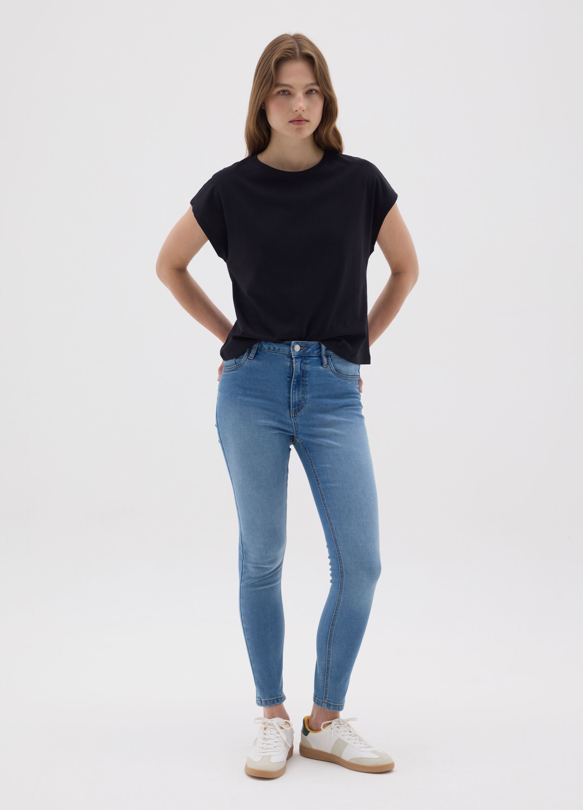 Women's Skinny Fit Black Denim Jeans