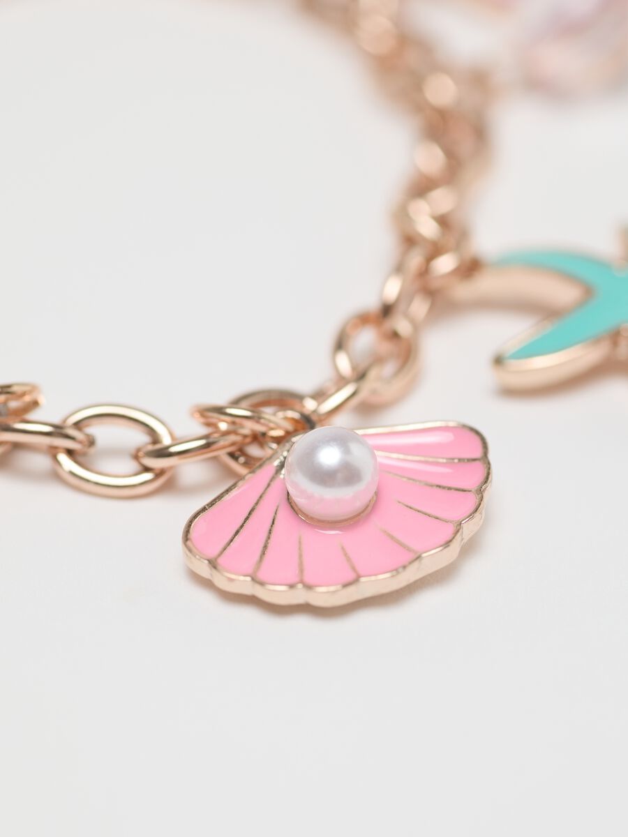Marine-themed bracelet with colourful charms_1