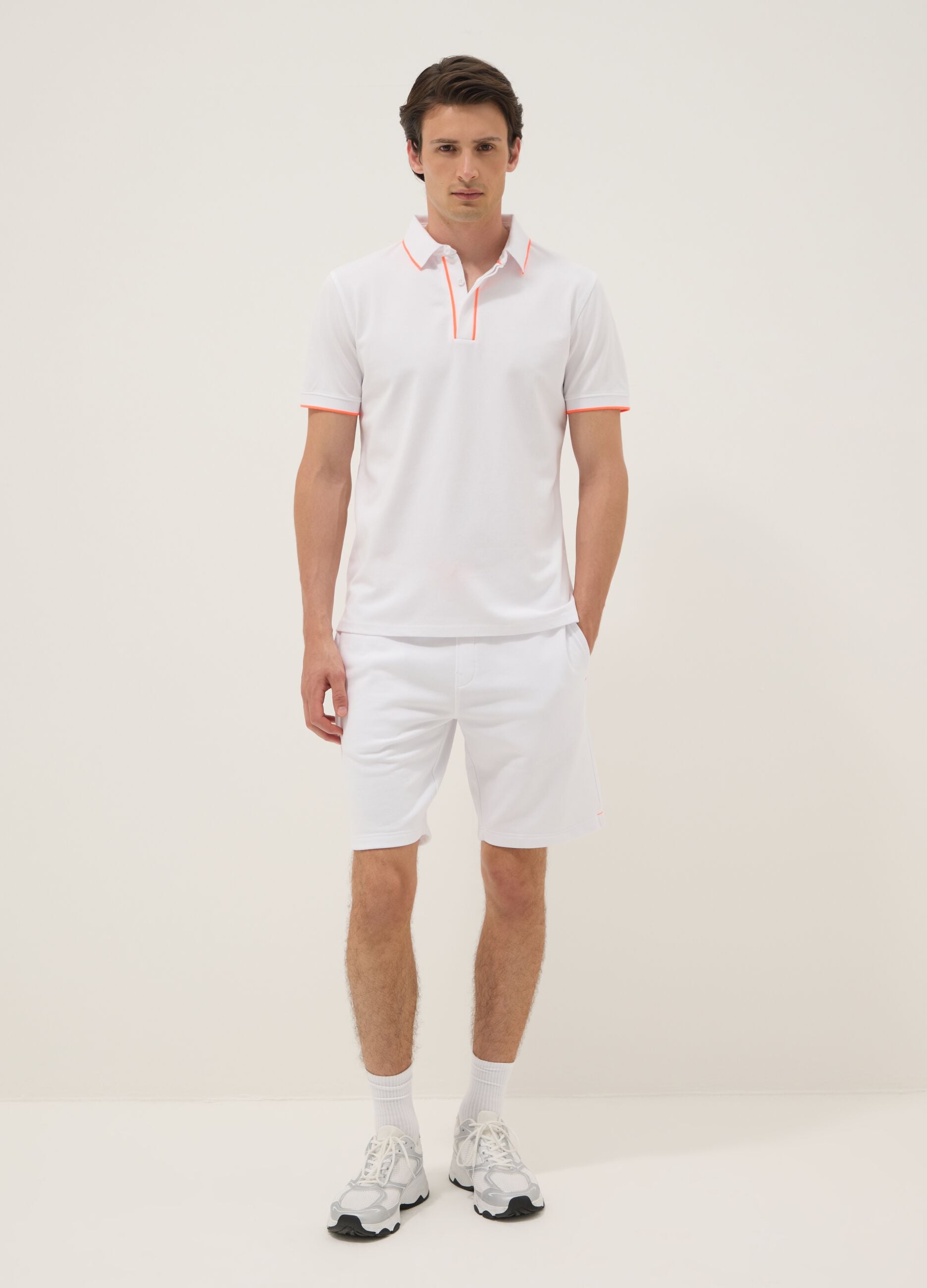White stretch cotton polo shirt with contrast trims