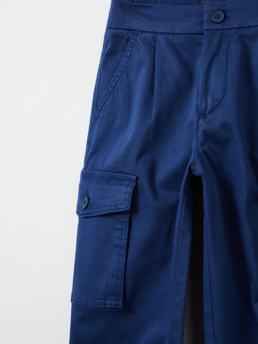 Pantaloni cargo in cotone stretch_5