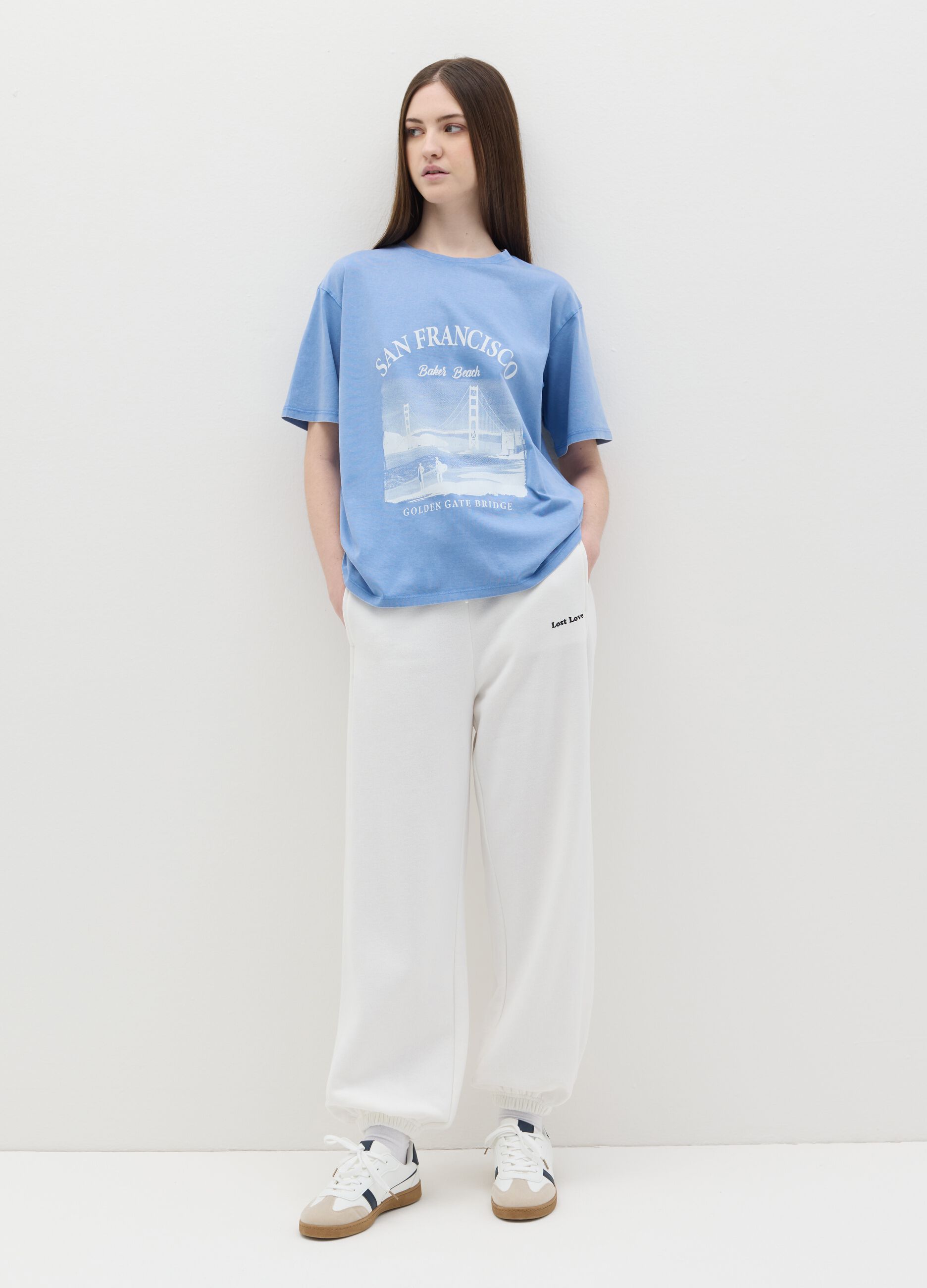 Light blue cotton T-shirt with city print