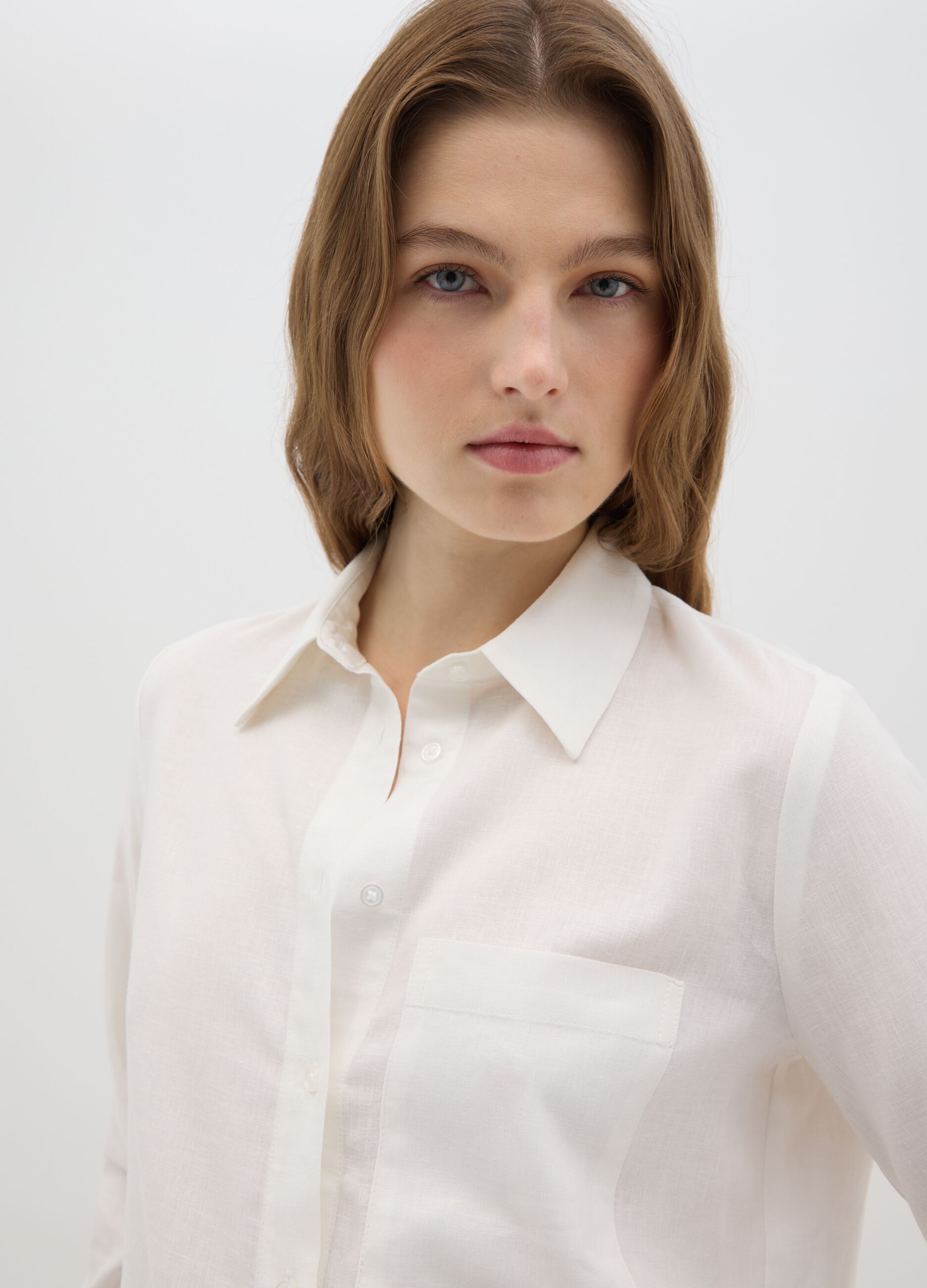 Camicia da donna in misto lino bianca regular fit