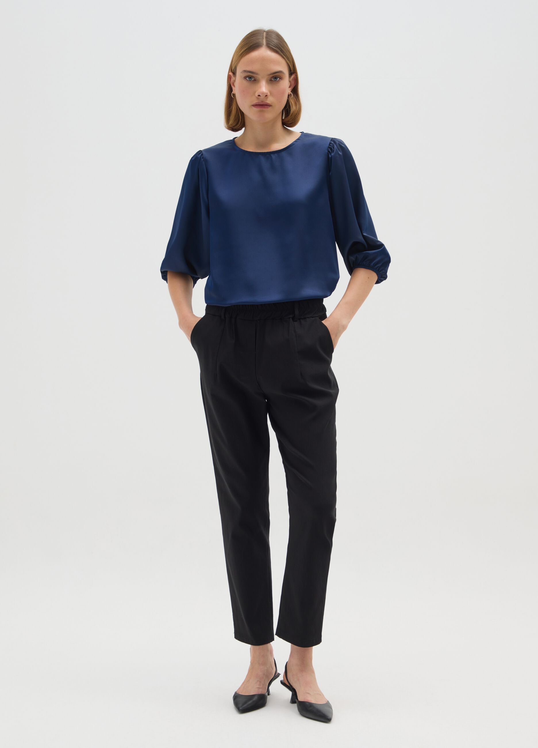 Regular fit blue blouse with long sleeves