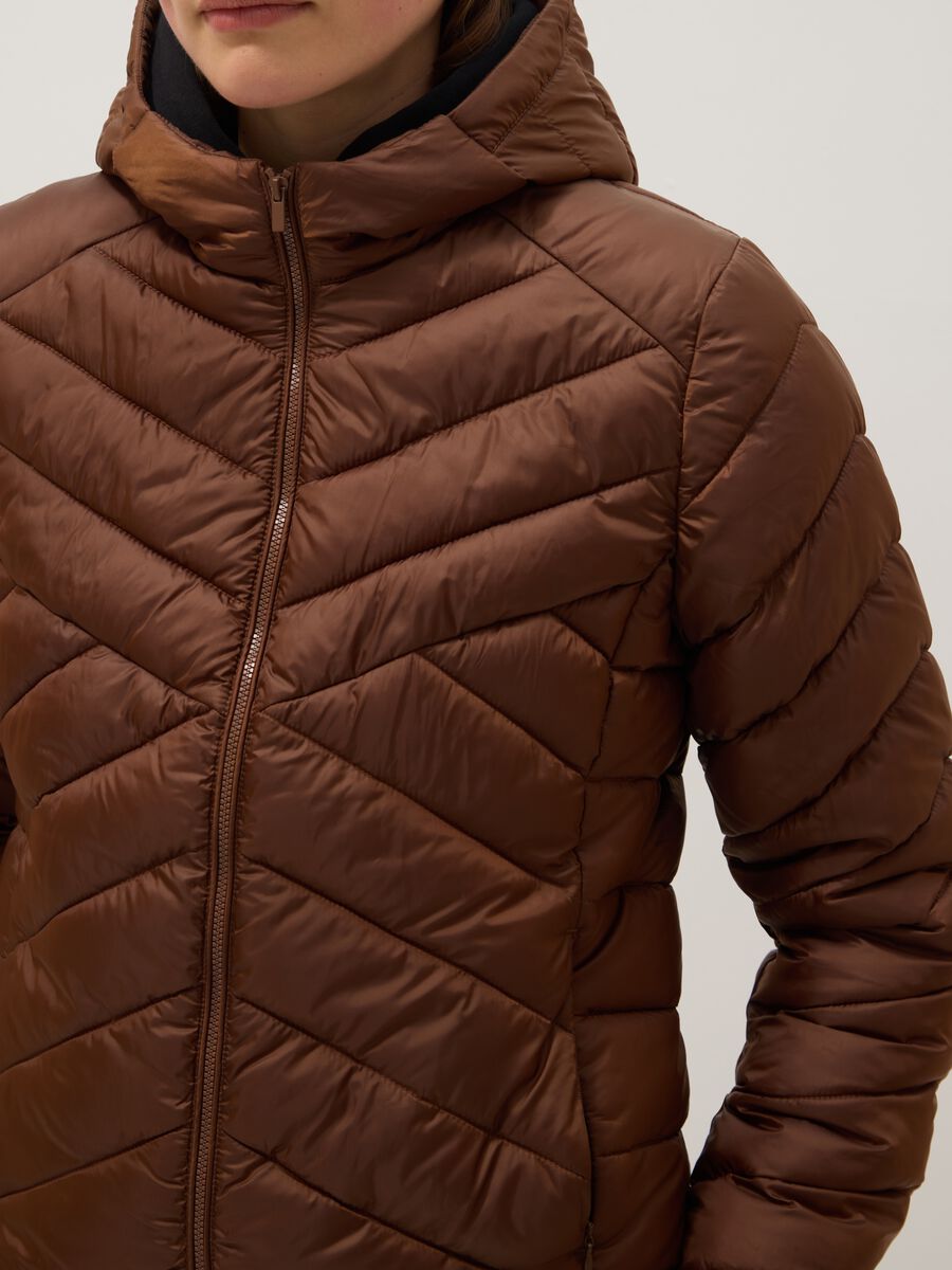 Giacca imbottita marrone regular fit con cappuccio_3