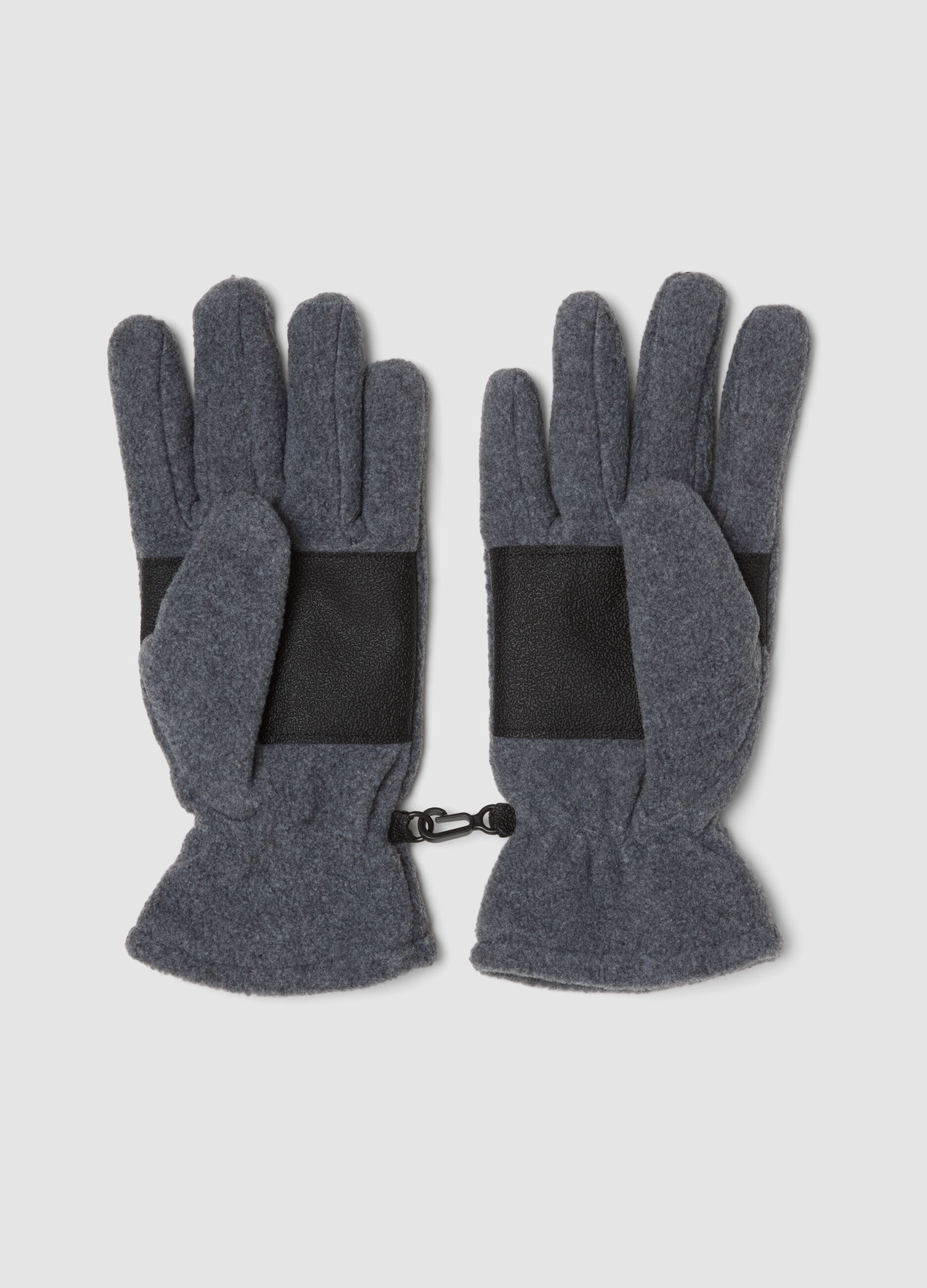 Grey fleece gloves with elasticated cuffs