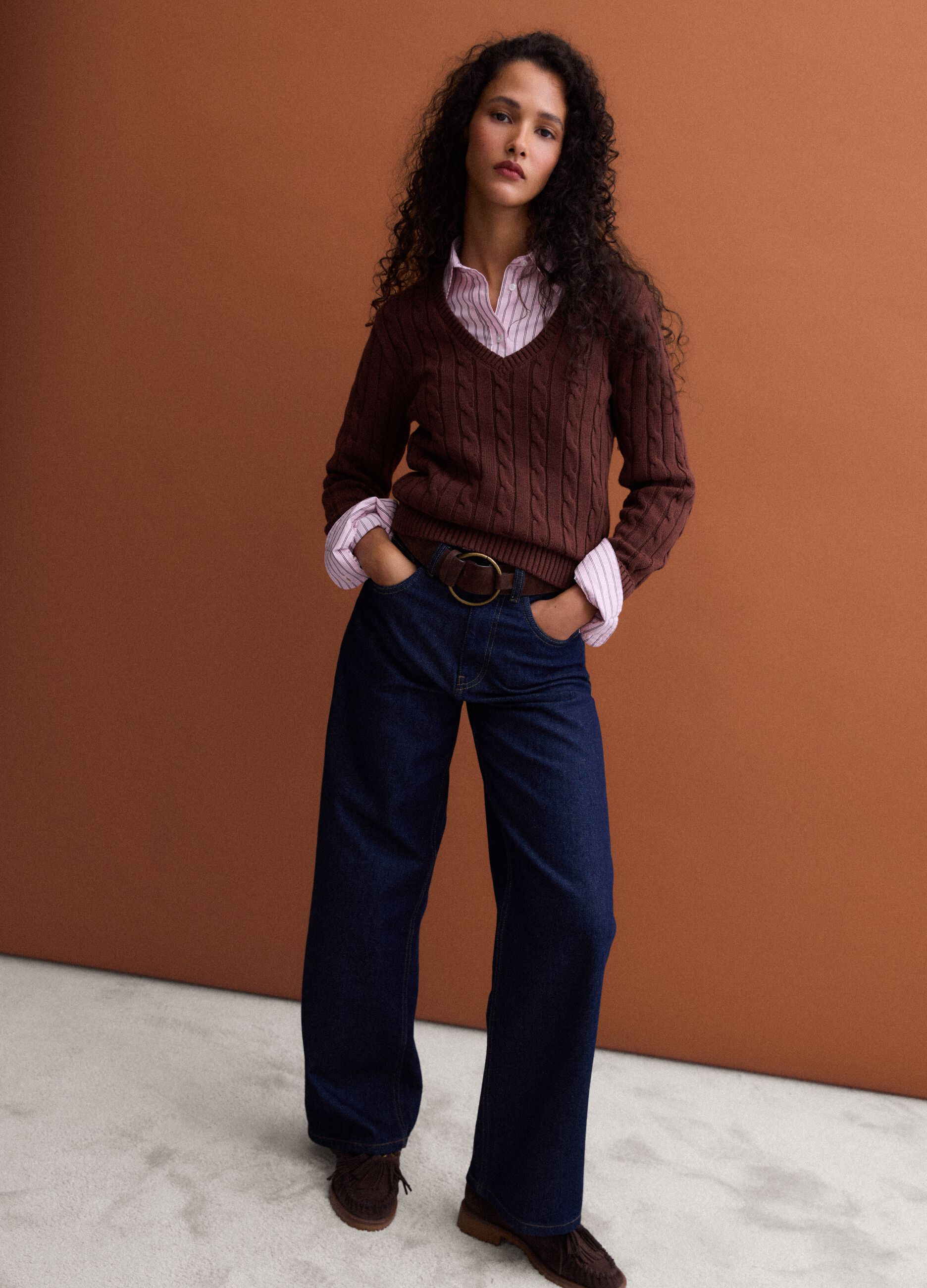 Brown pure cotton cable-knit jumper with deep V-neck