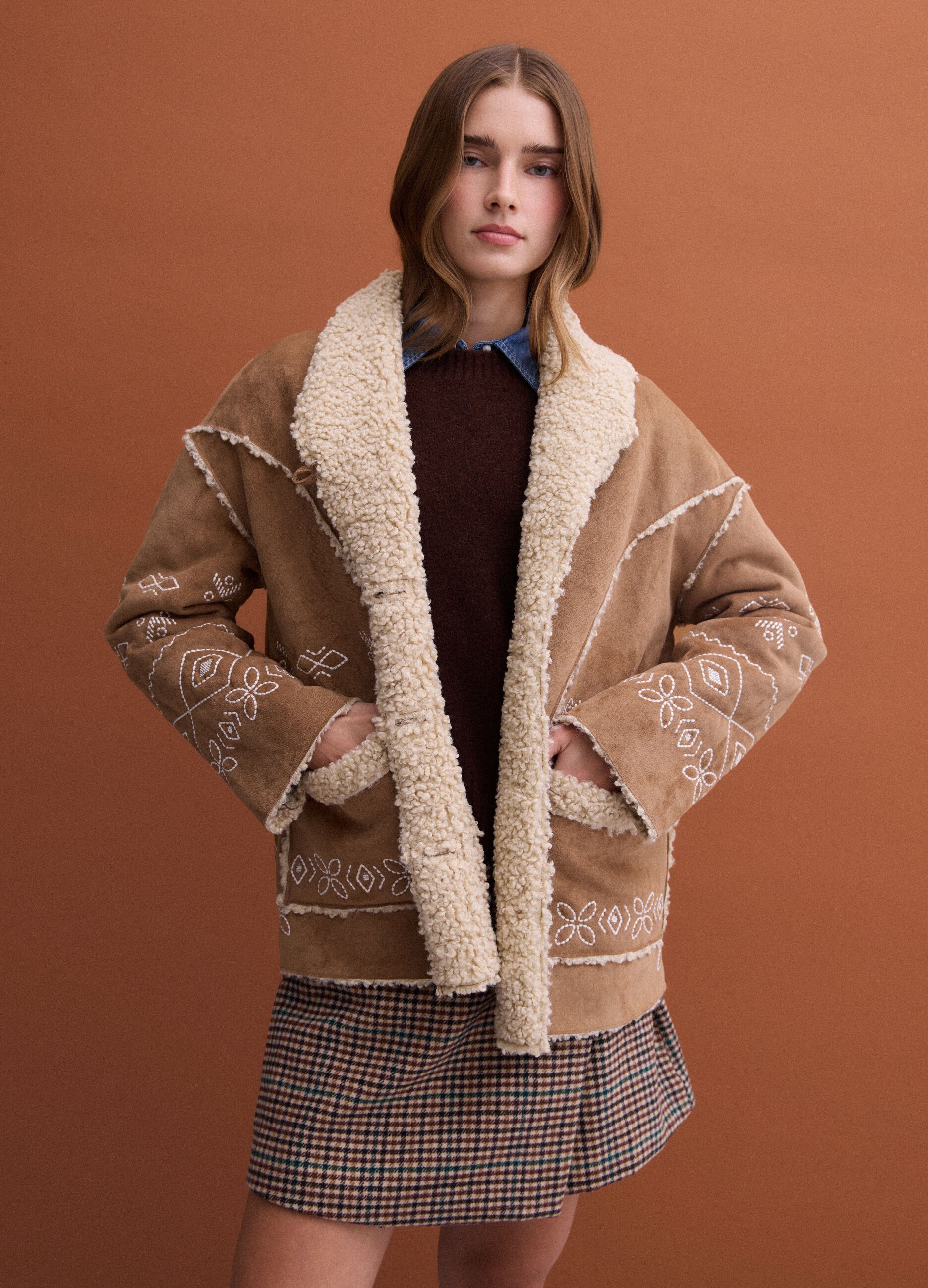 Brown oversized jacket with faux shearling lining