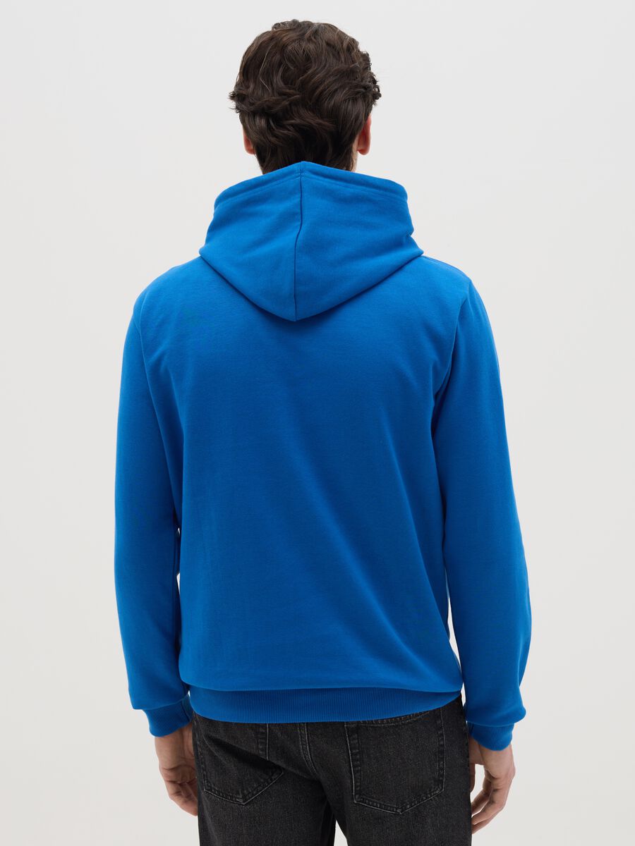 Blue sweatshirt with hood and logo_3