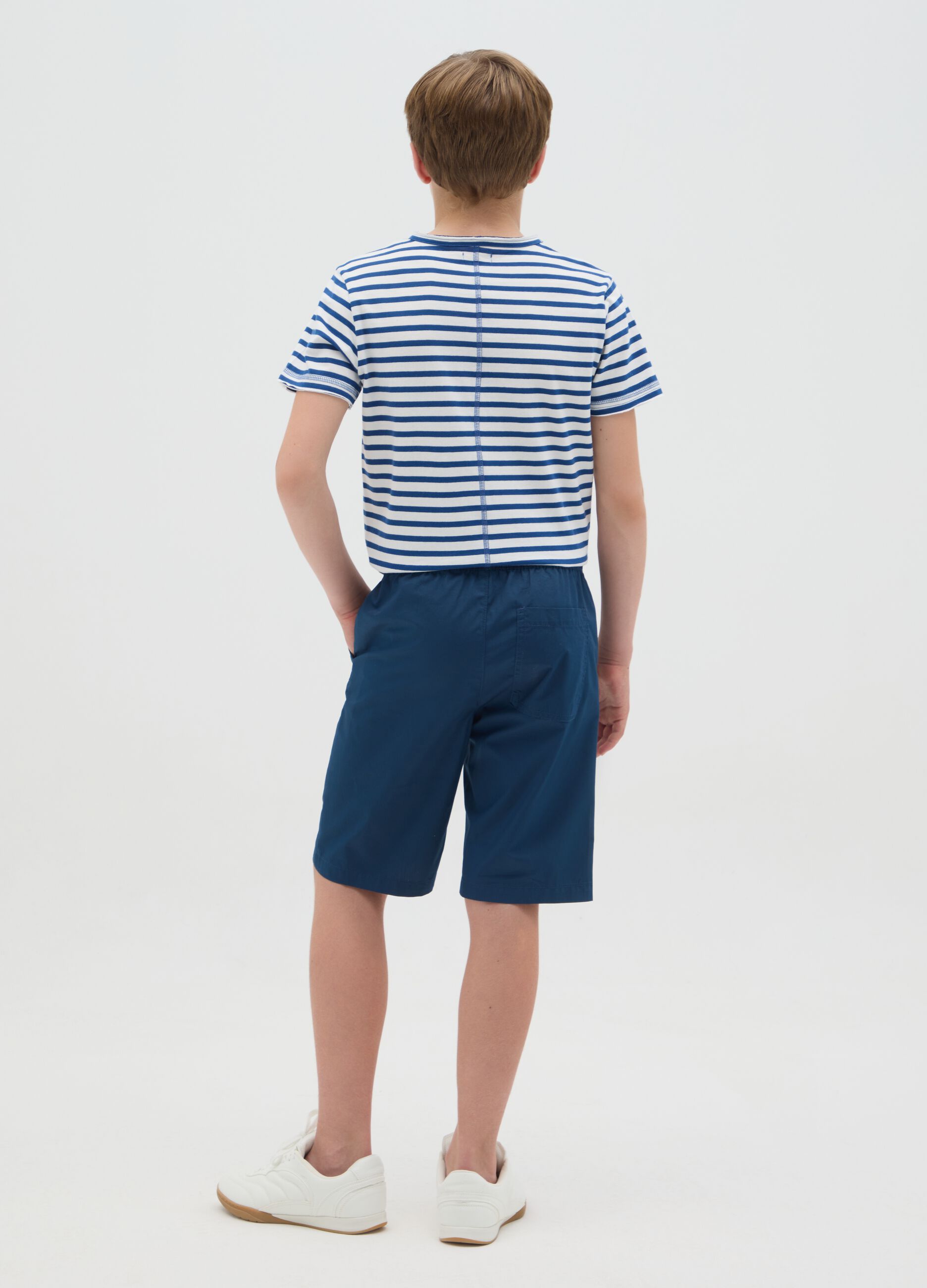 Shorts da ragazzo in puro cotone blu regular fit con coulisse