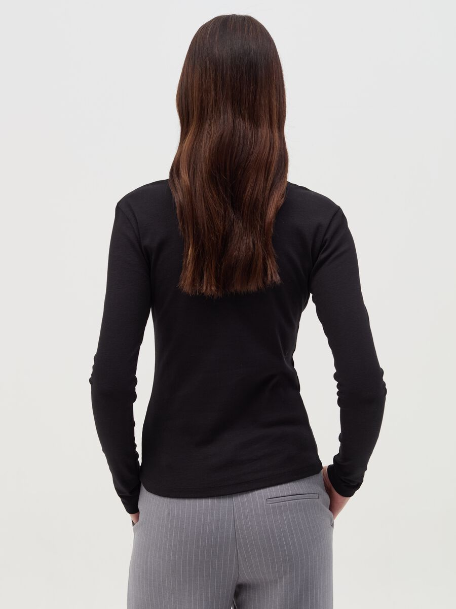 Cotton T-shirt with round neck_3