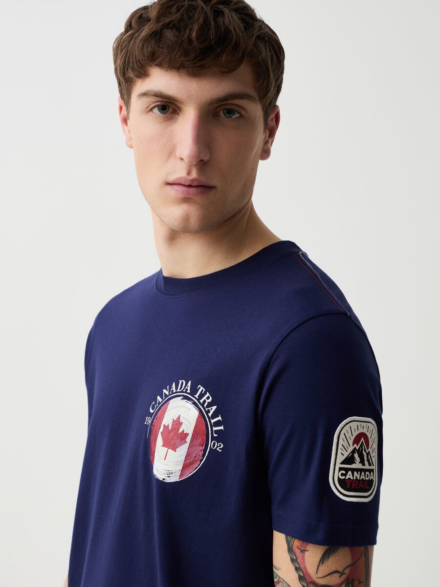T-shirt with round neck and Canada Trail print_1