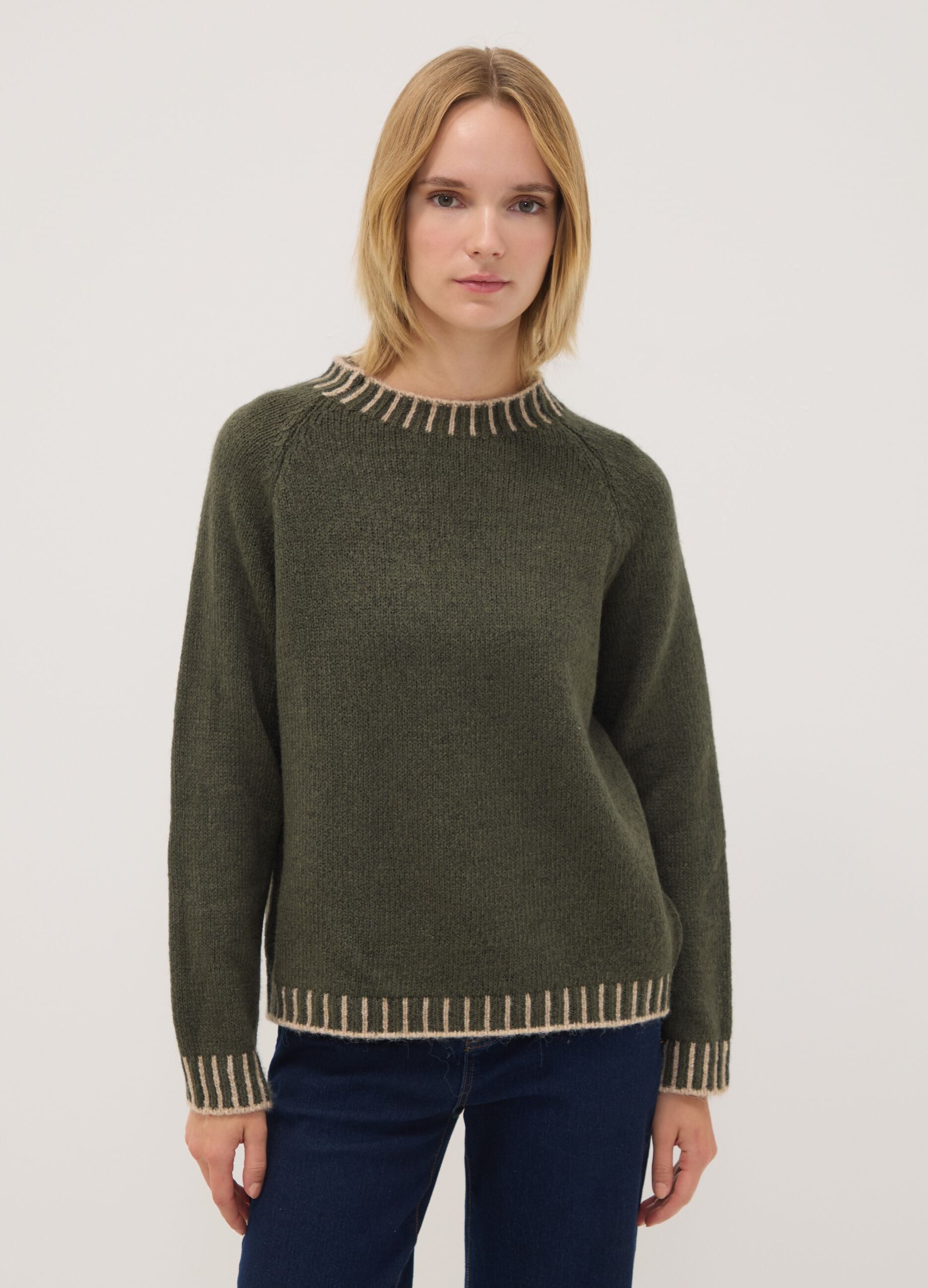 Green wool-blend jumper with contrast trims, regular fit