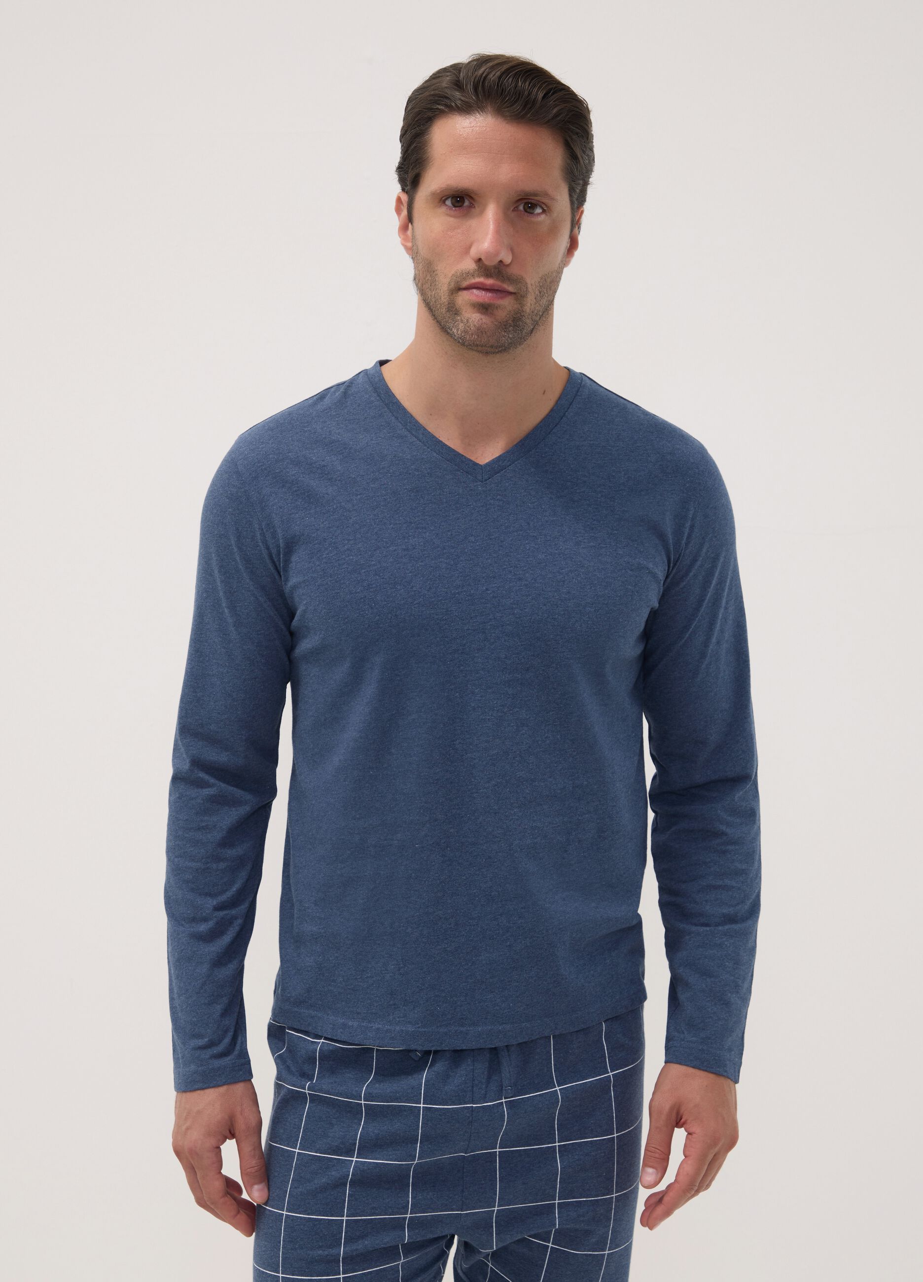 Blue V-neck pyjamas in pure organic cotton