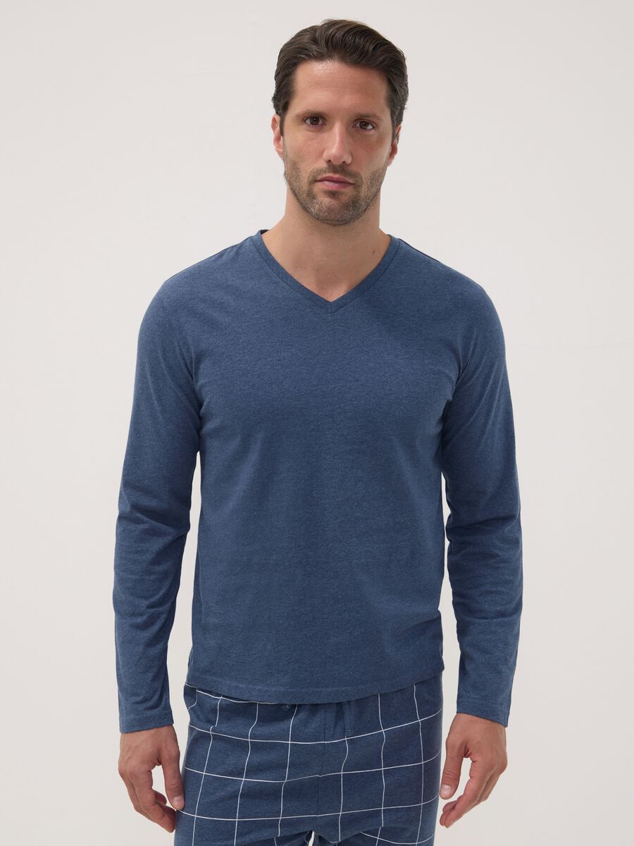 Pigiama blu in puro cotone organico con scollo a V_1