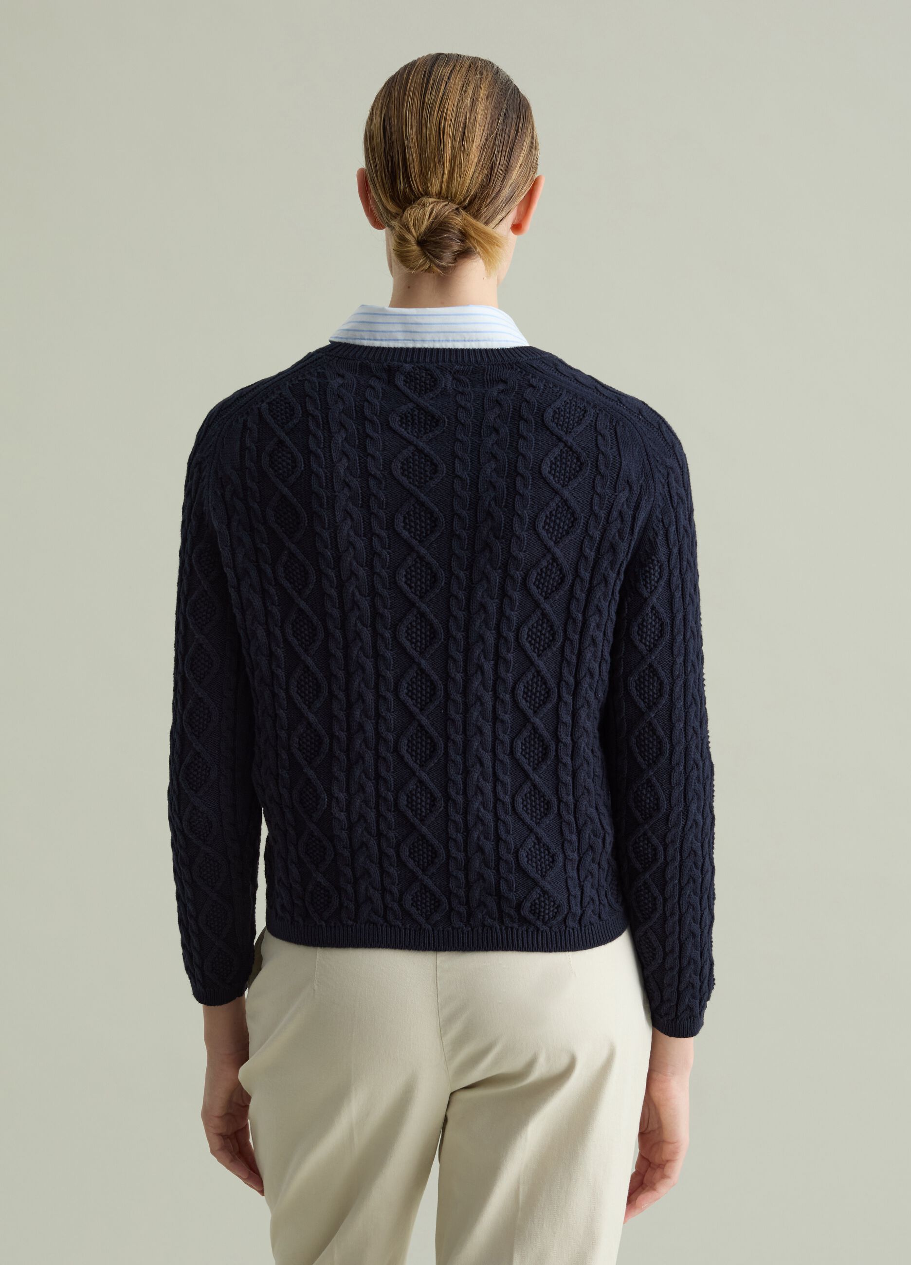 Cable-knit pullover with diamond motif