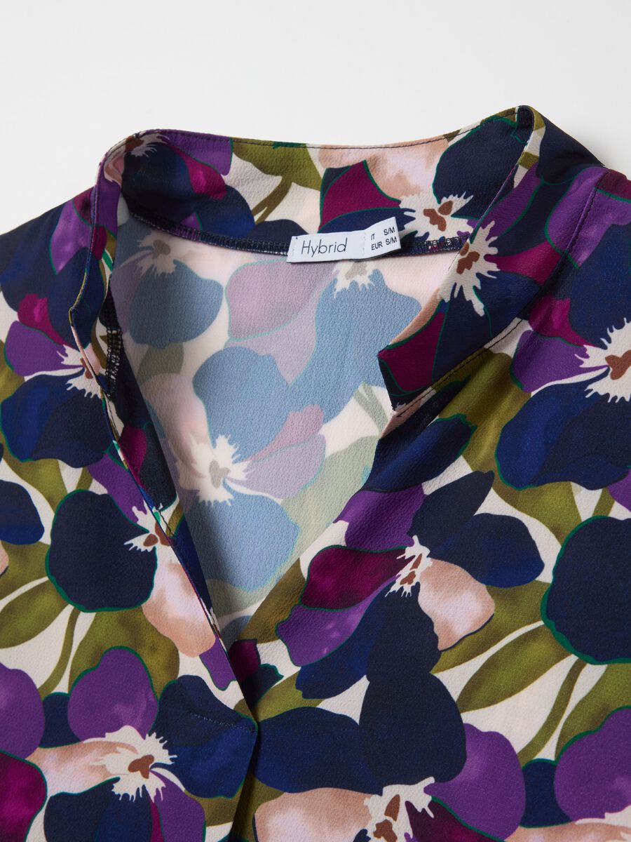 Blouse with floral pattern_5