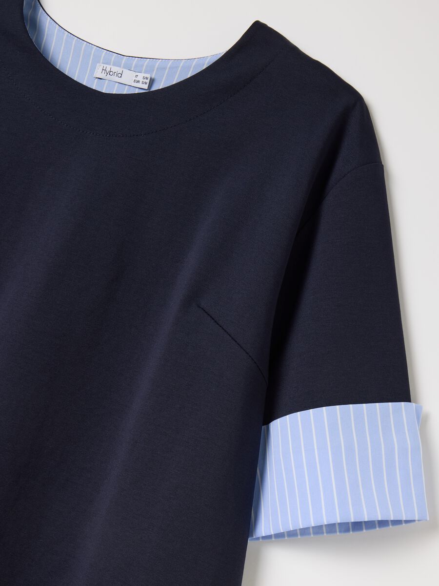 Blue Blouse with Contrast Sleeves Hybrid_5