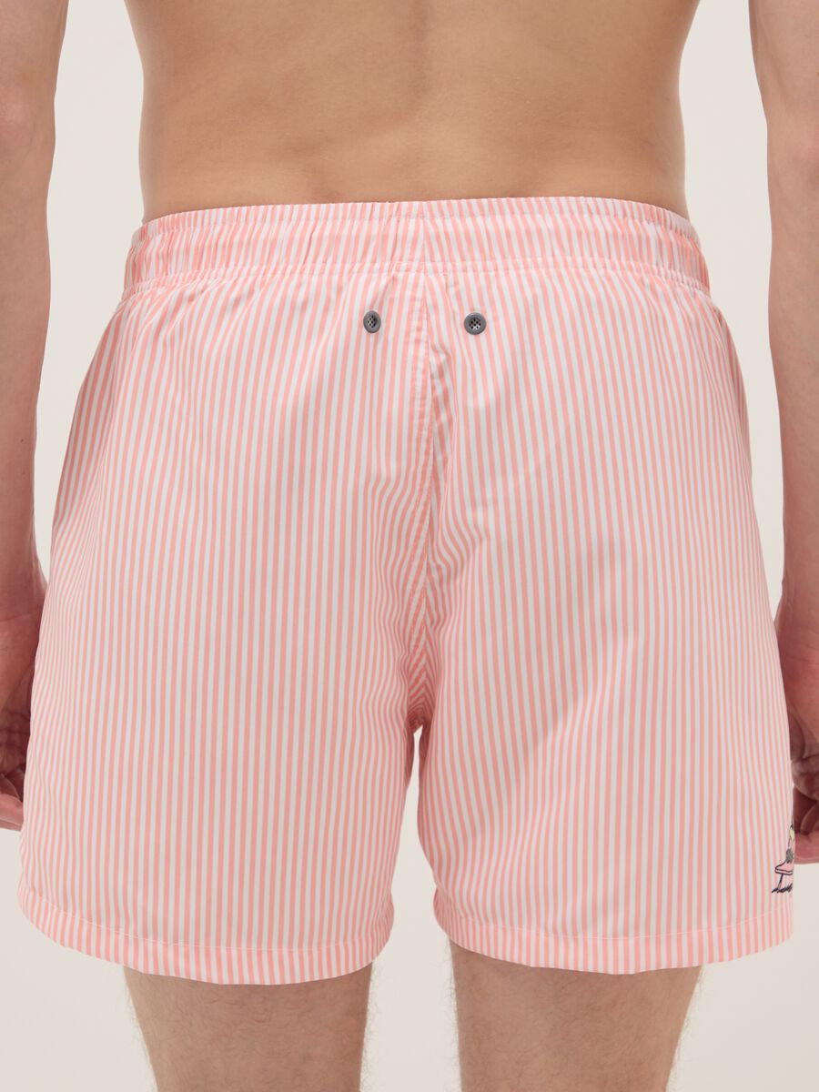 White and pink striped swim trunks with Peanuts print_2