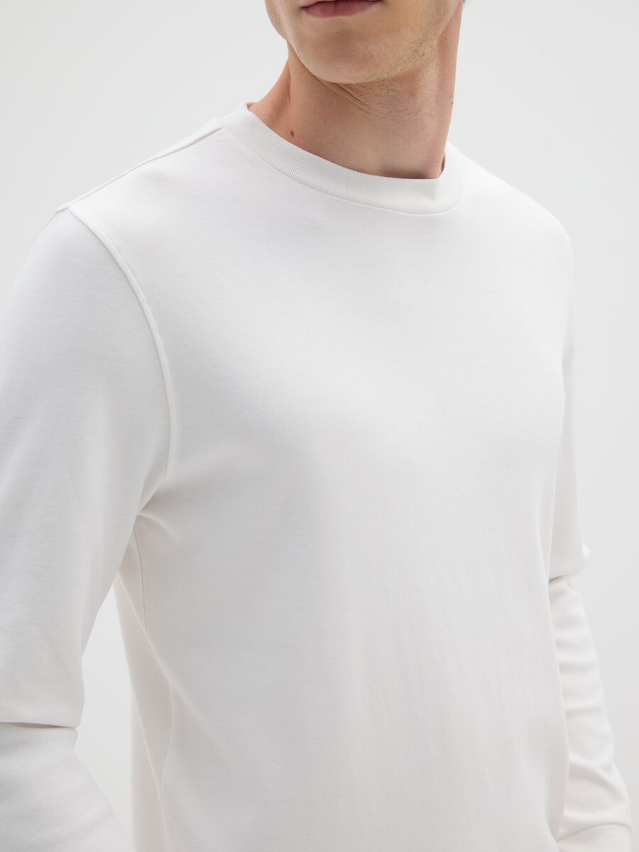 White cotton long sleeve top_3