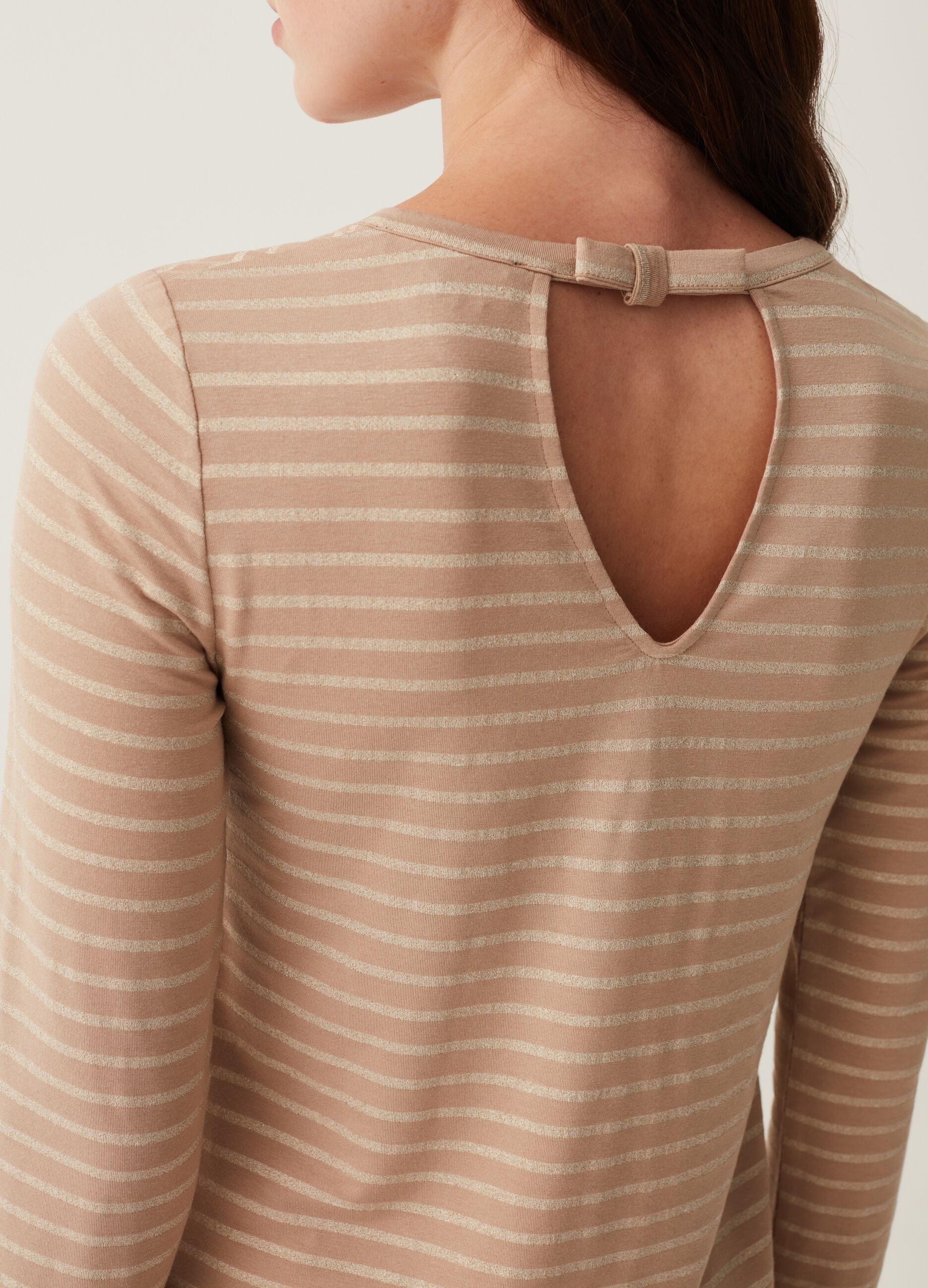 T-shirt a righe in lurex con maniche lunghe_3