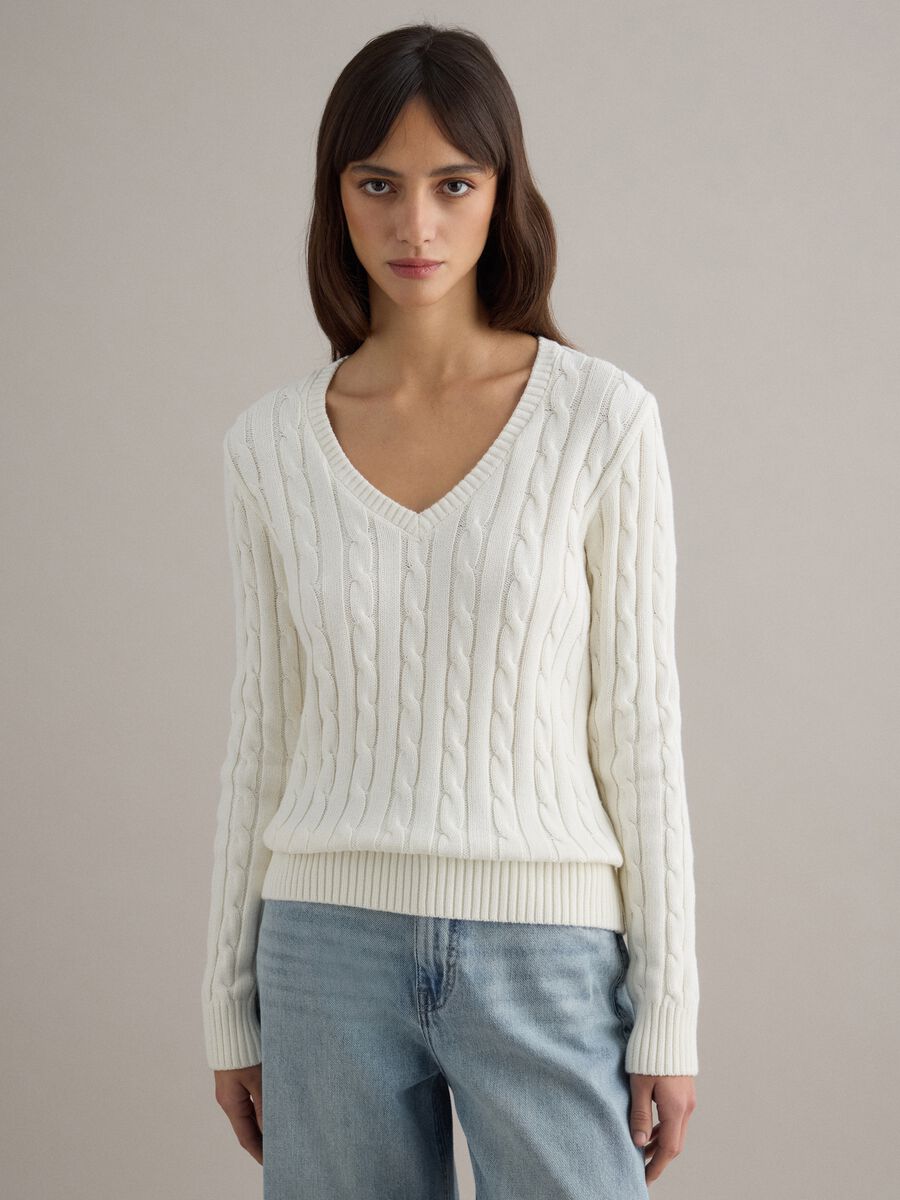 White pure cotton regular fit pullover with cable knit design_1