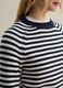 Striped pullover with raglan sleeves_3