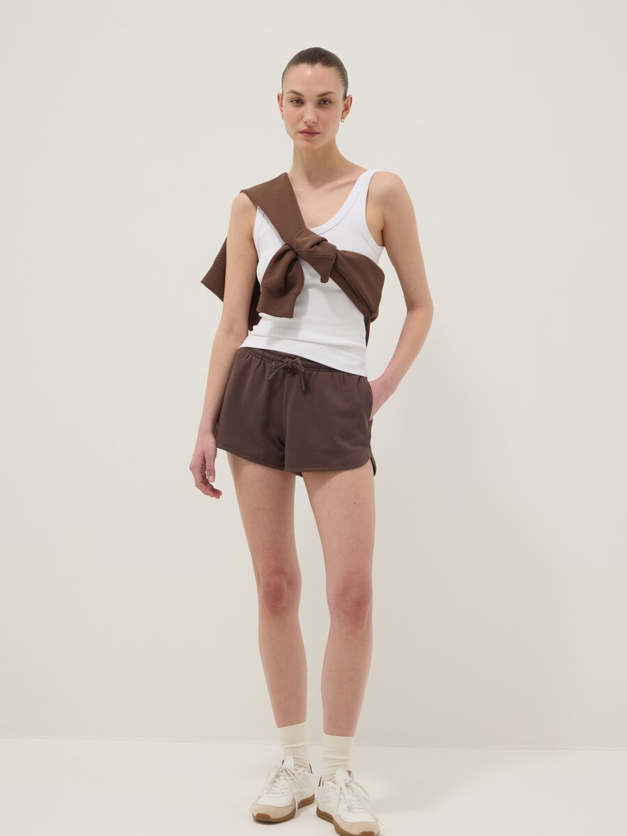 Shorts in misto cotone marrone regular fit con coulisse_0