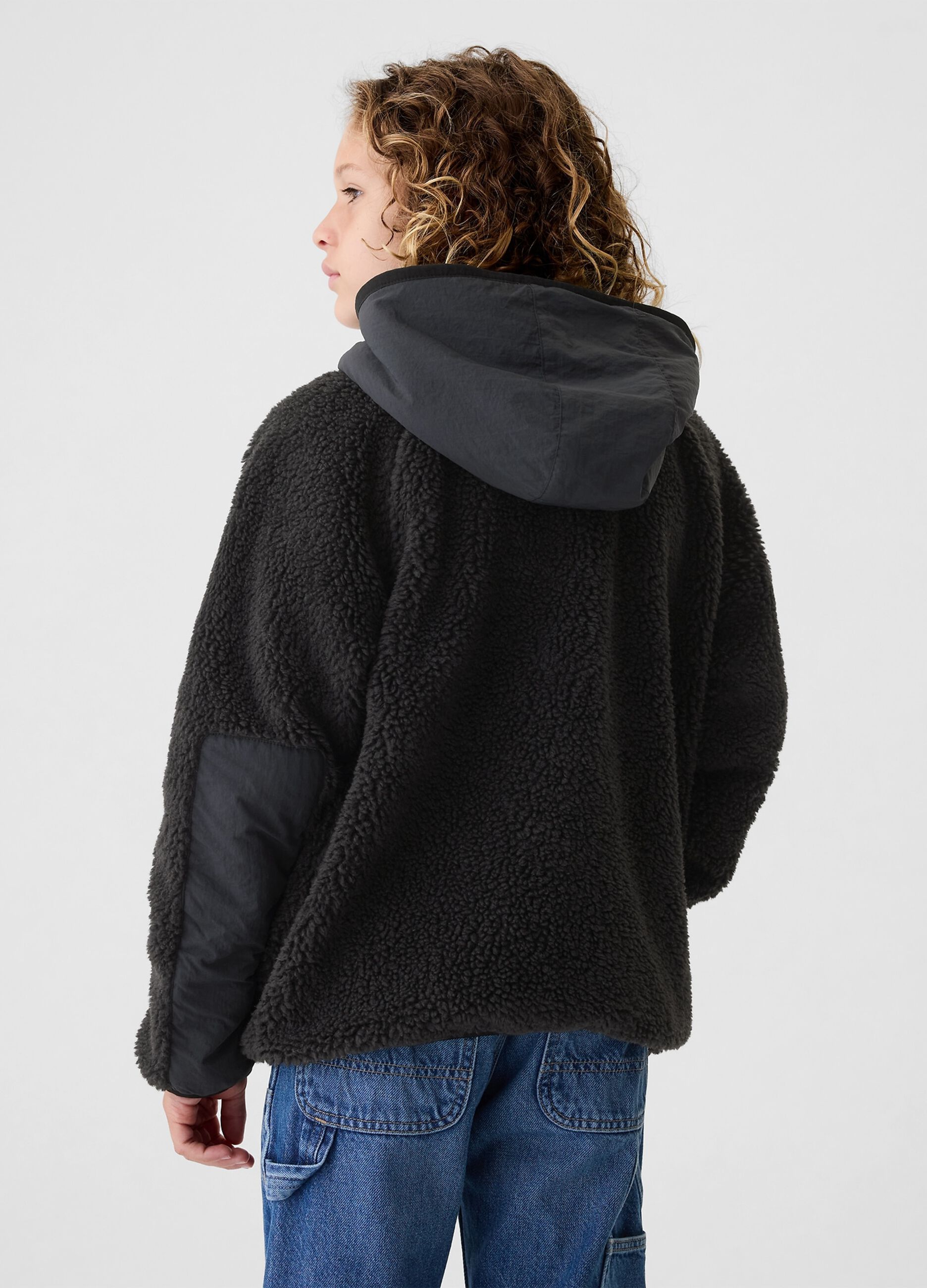 Sherpa jacket with hood