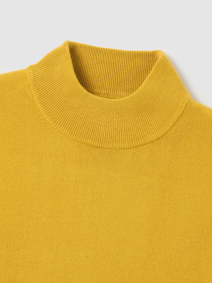 Yellow regular fit turtleneck pullover_5